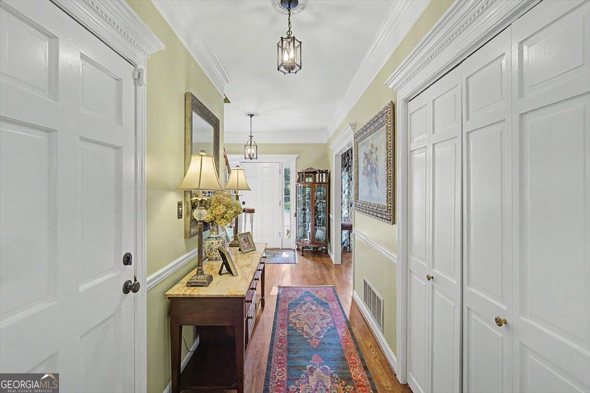 36 Saddle Mountain Road Se Property Photo 4