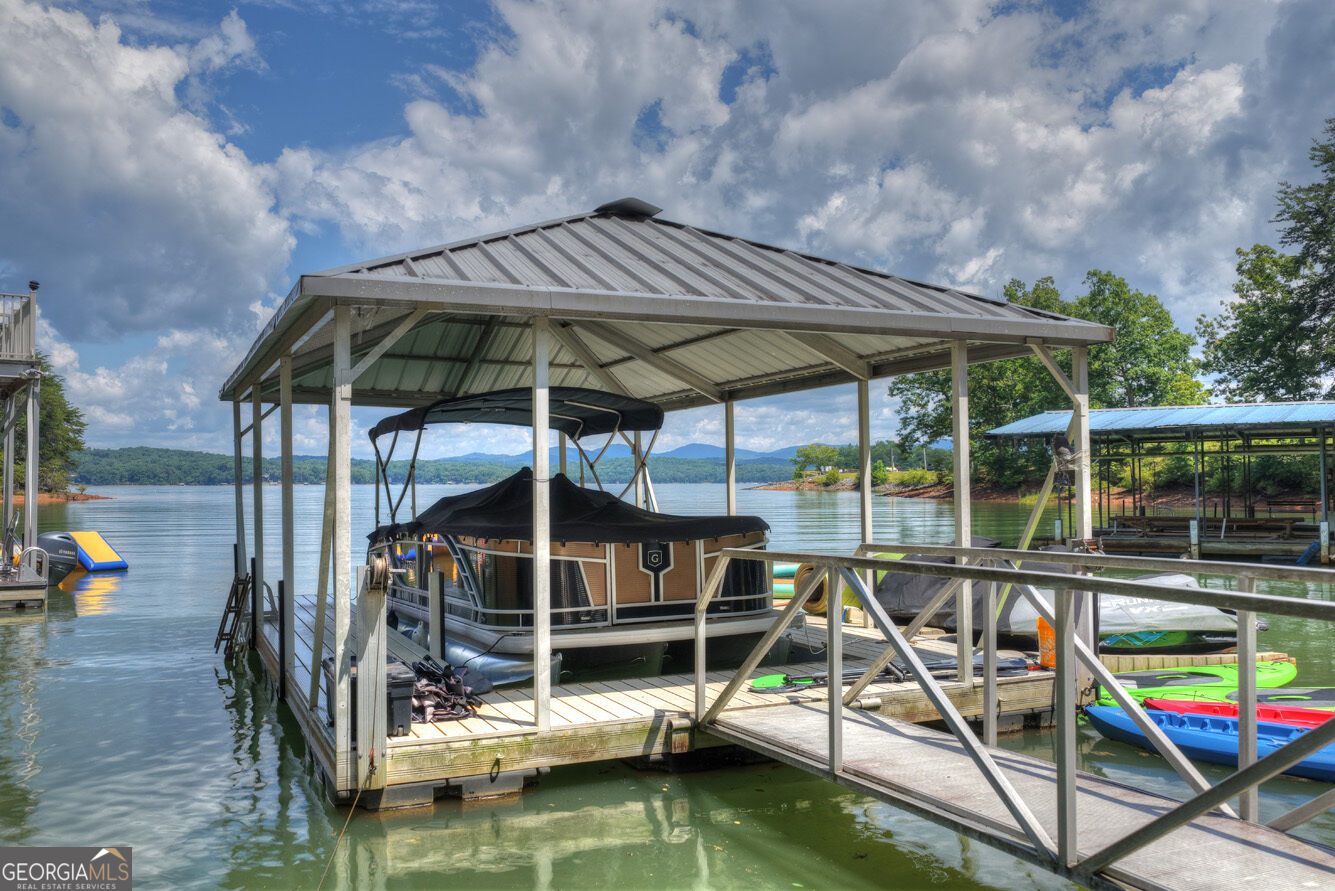 209 Marina Drive Property Photo 16