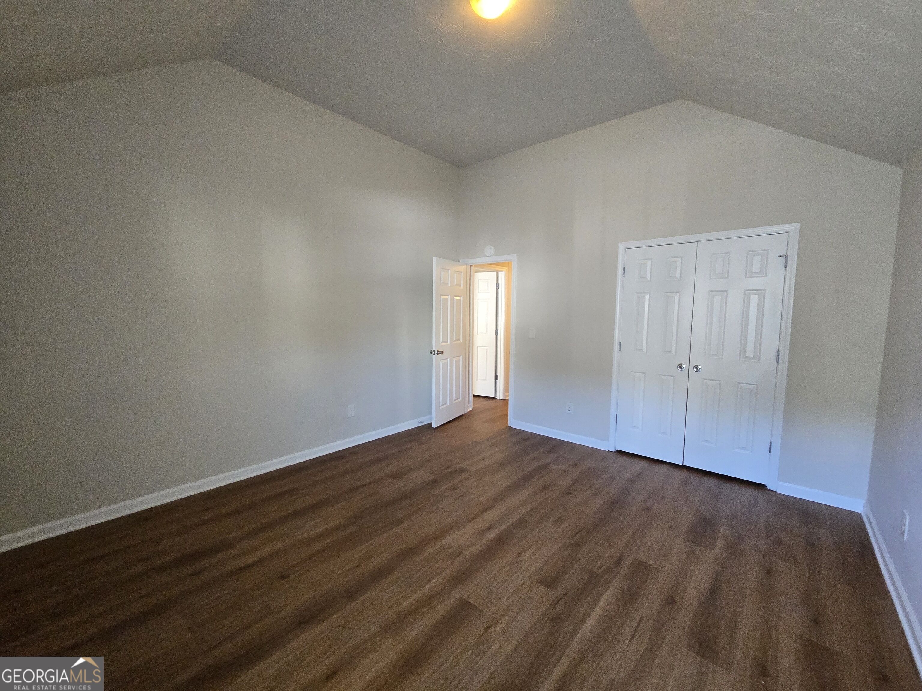 5636 One Lake Way Property Photo 14