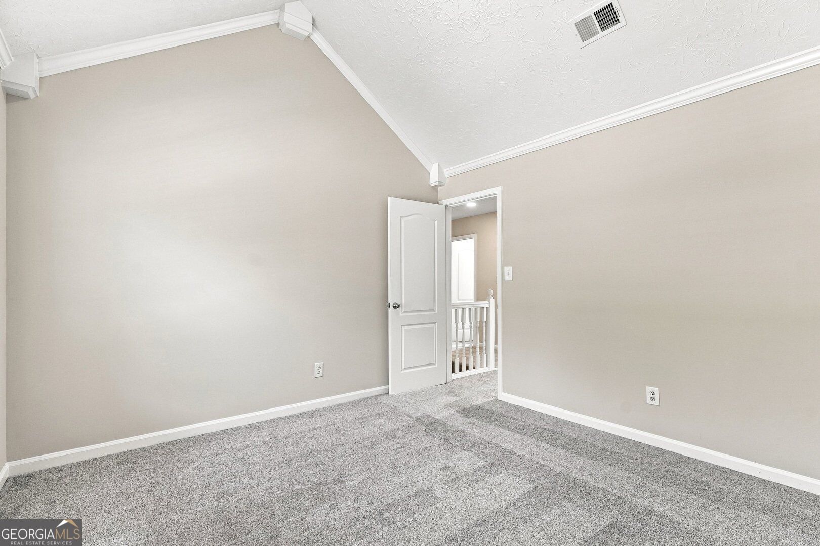 304 Waterfront Drive Property Photo 17