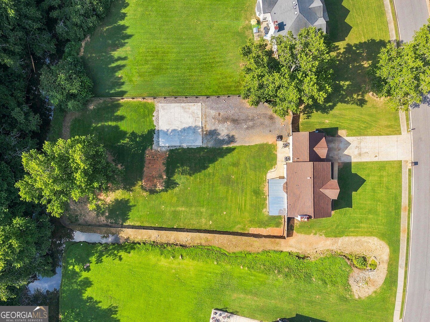 304 Waterfront Drive Property Photo 30