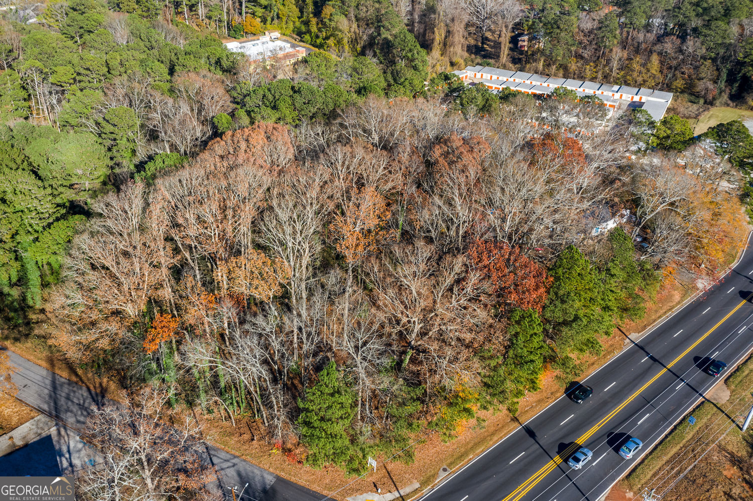 5004 Covington Highway Property Photo 1
