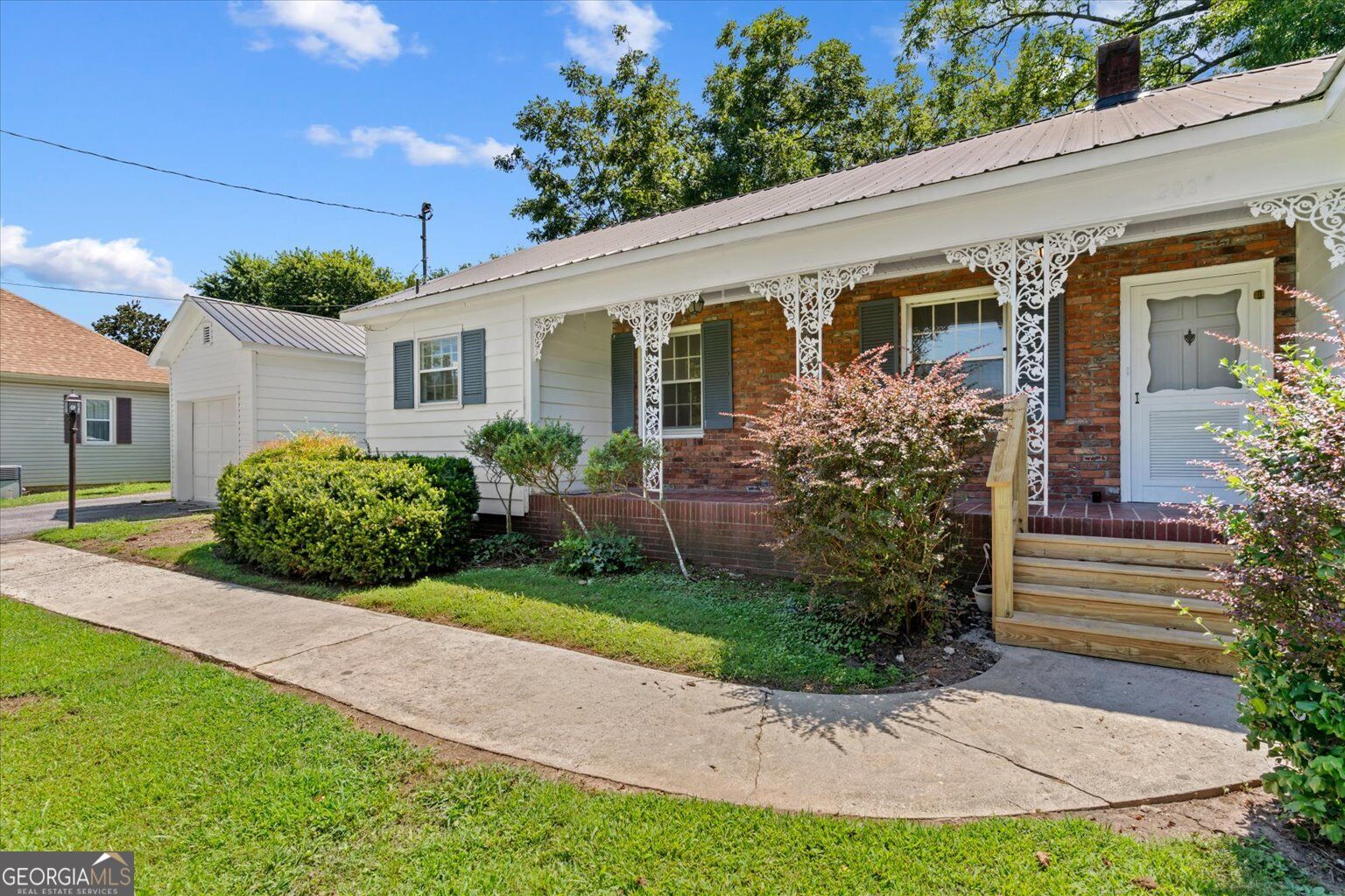 202 Jordan Street Property Photo 6