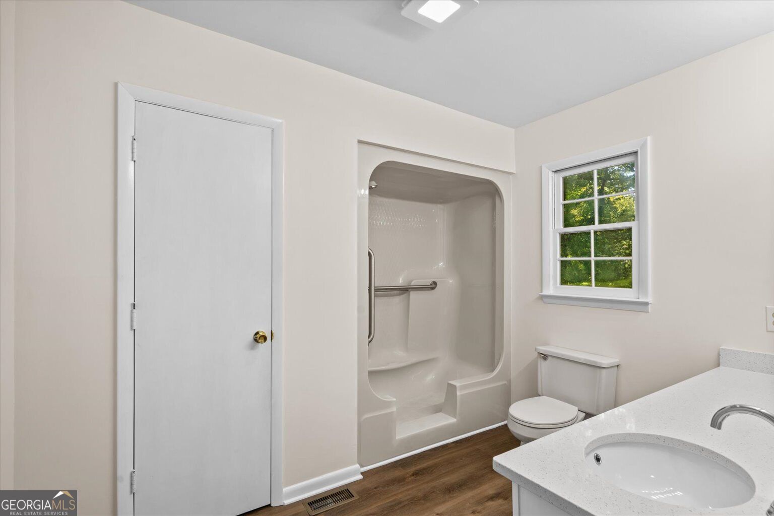 202 Jordan Street Property Photo 21