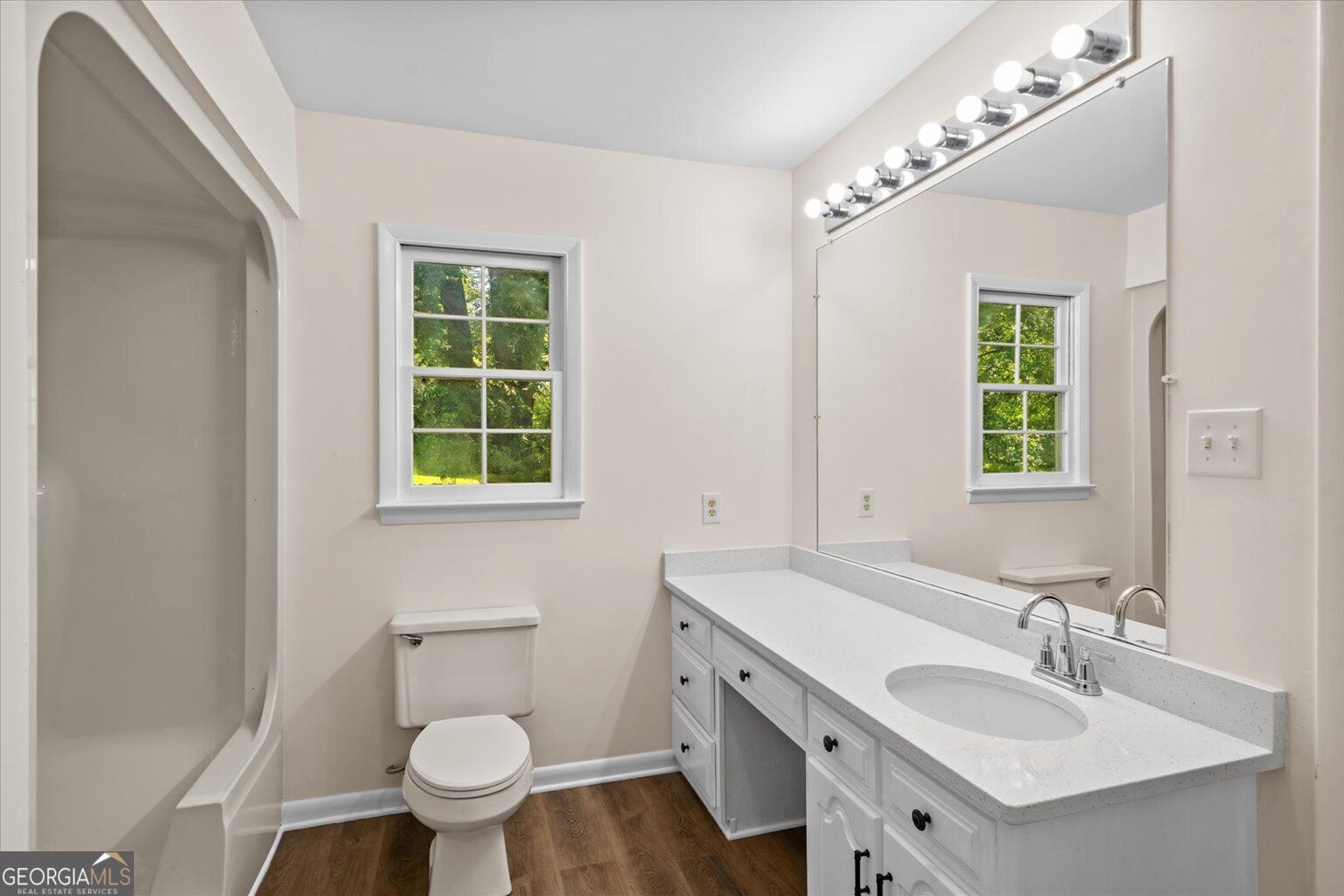 202 Jordan Street Property Photo 22