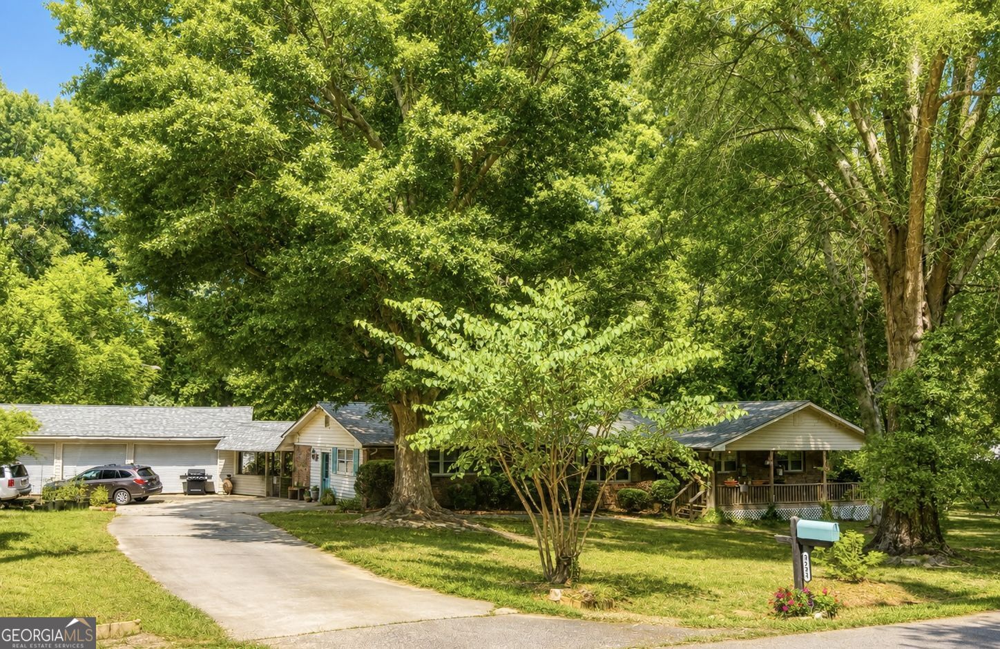3931 Green Drive Property Photo 3