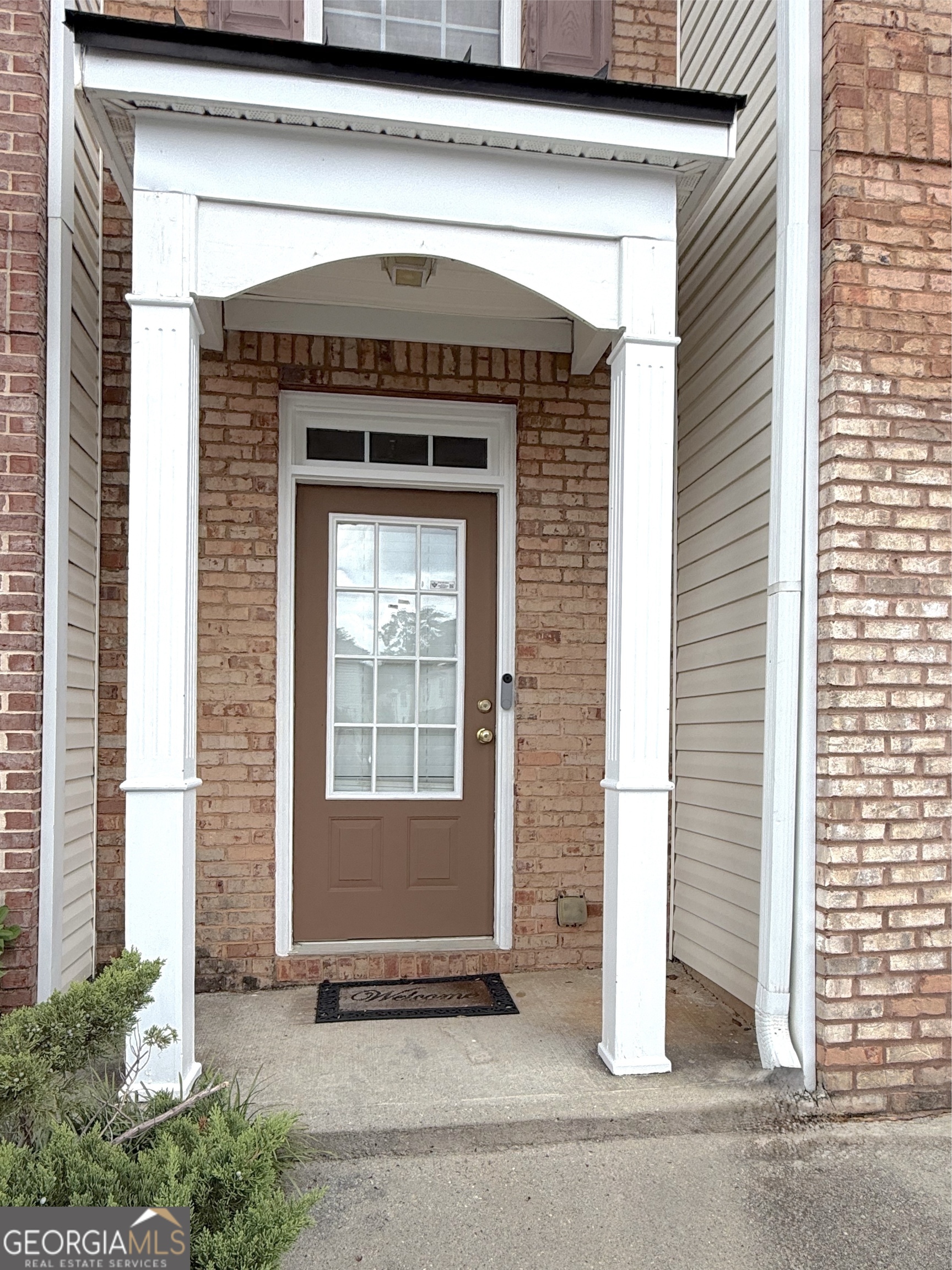 3845 Grovemont Place Property Photo 2