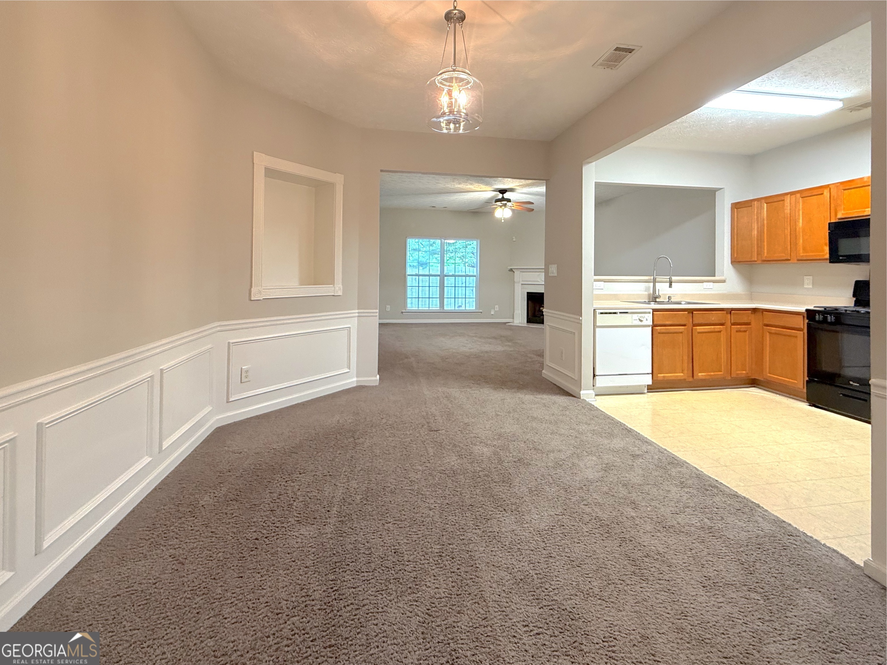 3845 Grovemont Place Property Photo 4