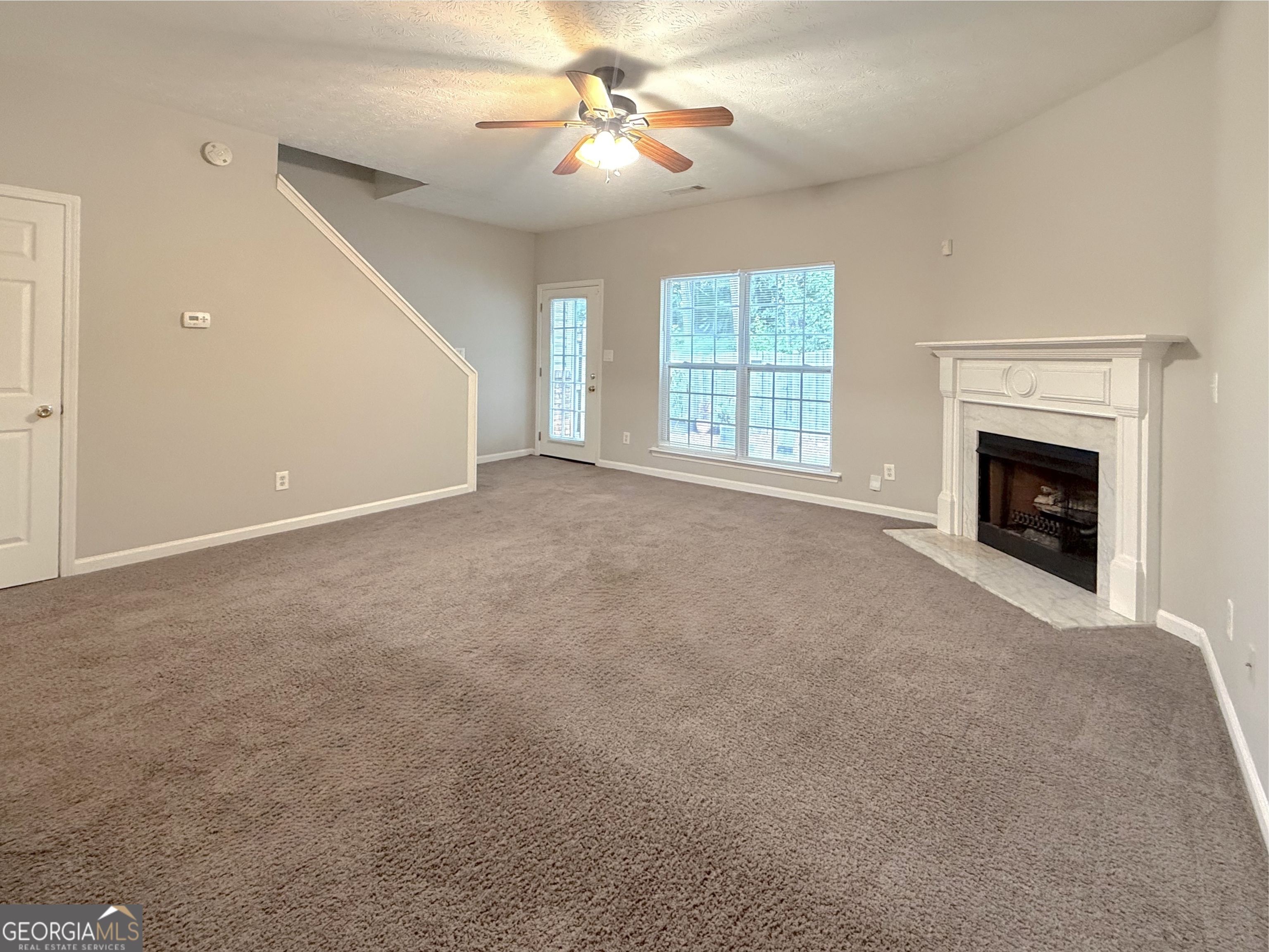 3845 Grovemont Place Property Photo 5