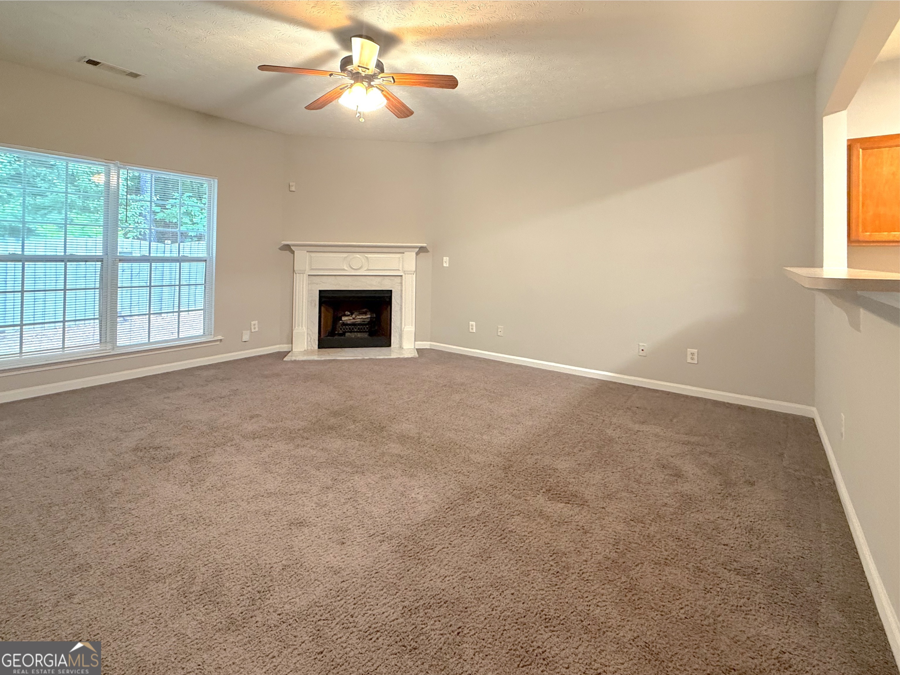 3845 Grovemont Place Property Photo 6