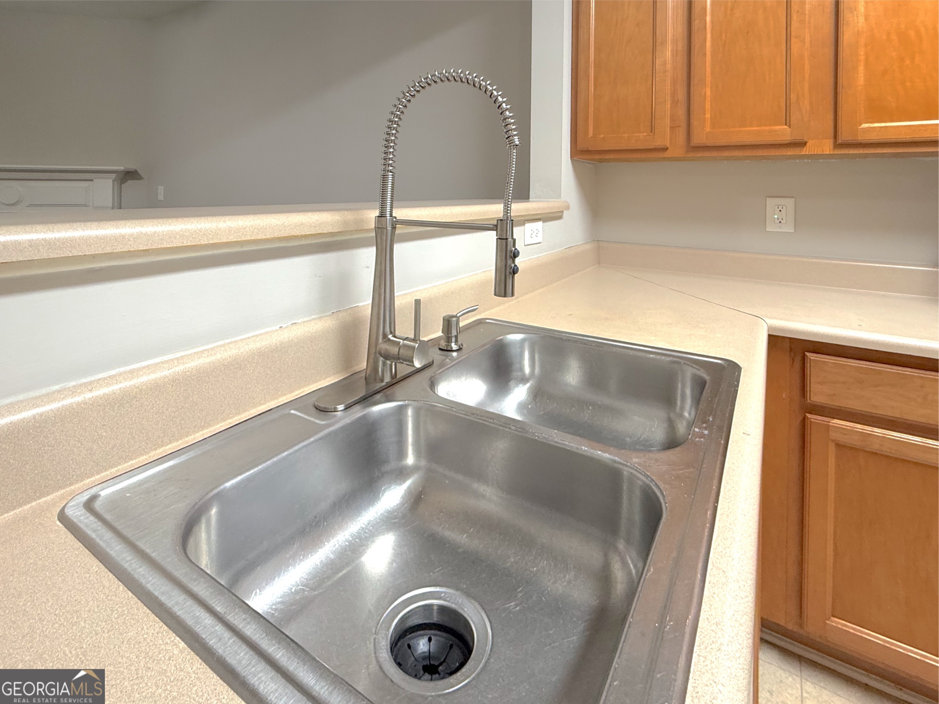3845 Grovemont Place Property Photo 11