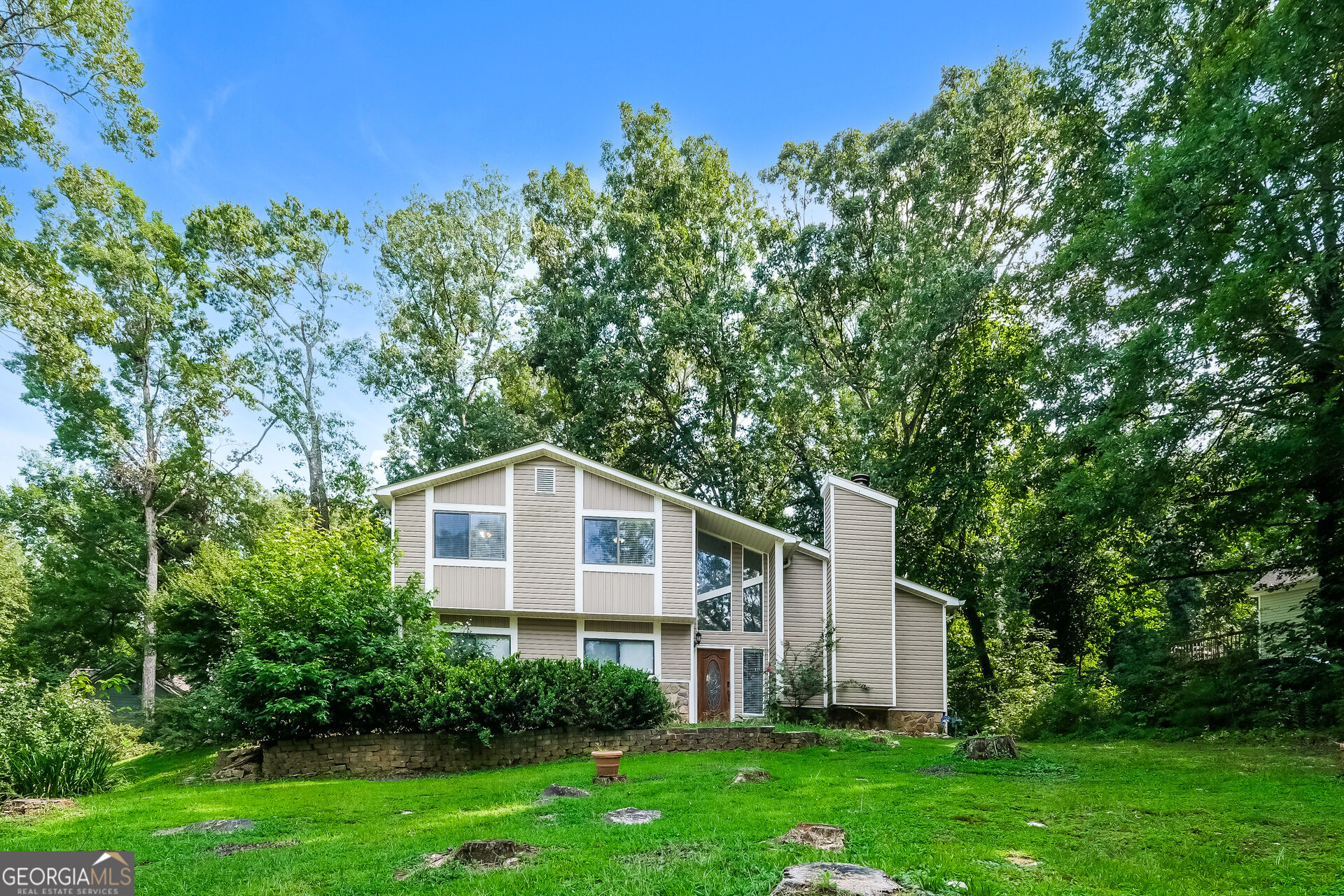 6629 Windwood Circle Property Photo 1