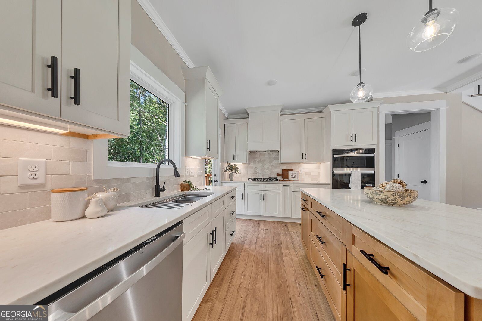 161 Ambrose Drive Property Photo 11