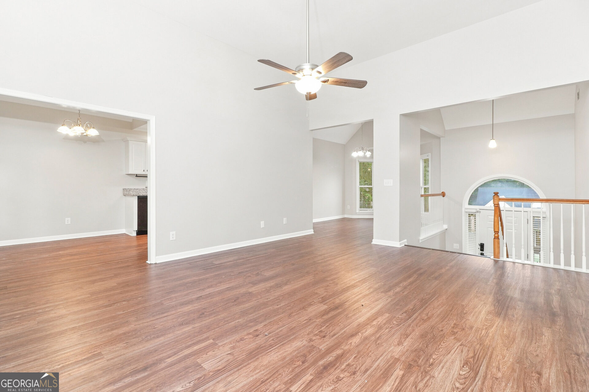 367 Crestview Drive Property Photo 5