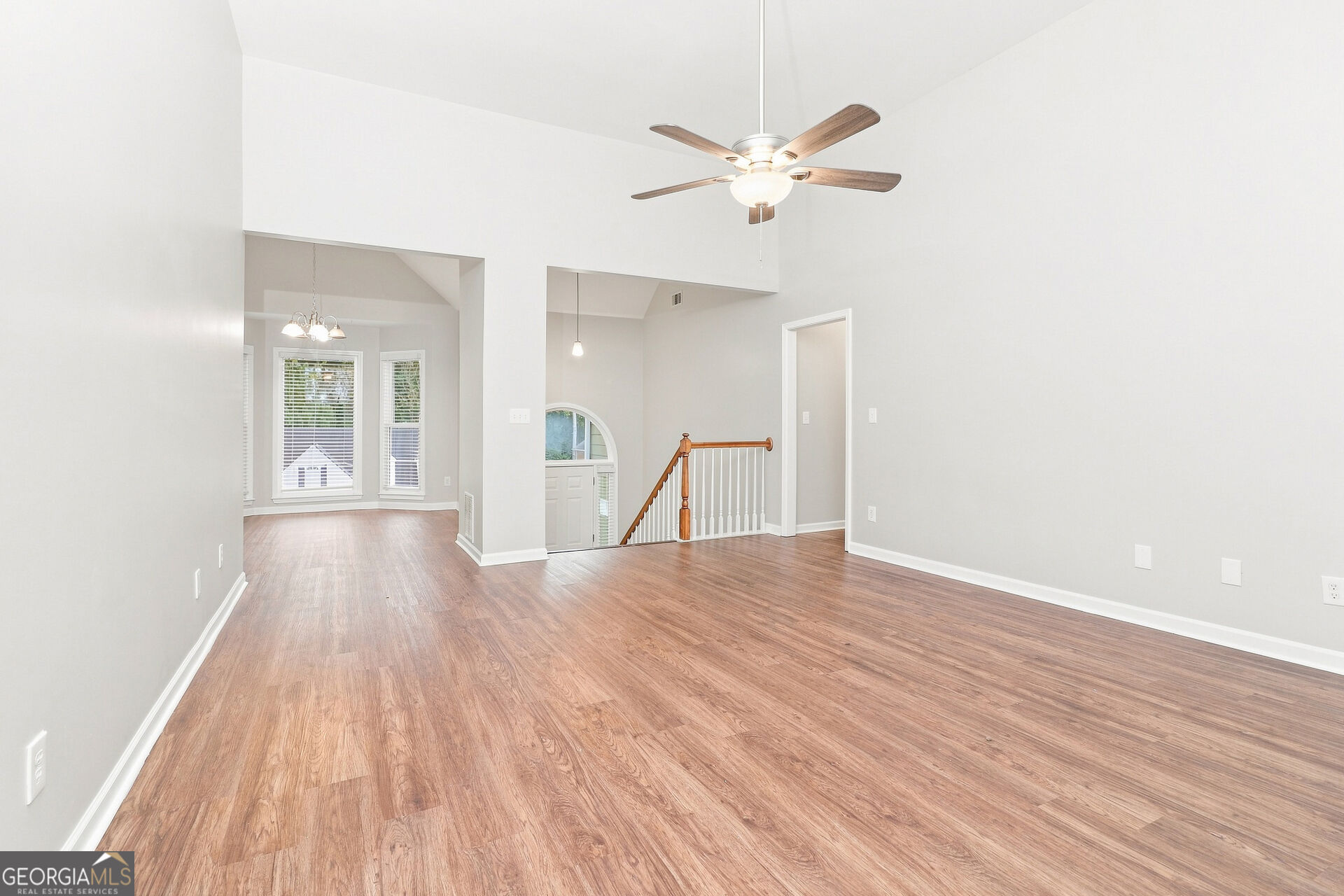 367 Crestview Drive Property Photo 6