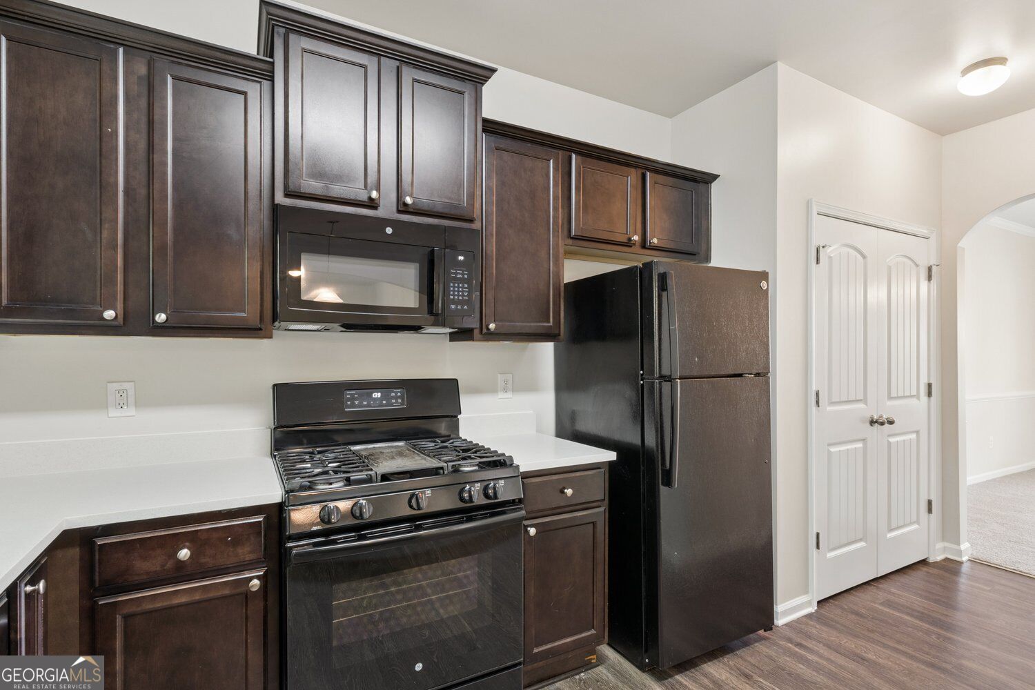 210 W Bridge Park Property Photo 11