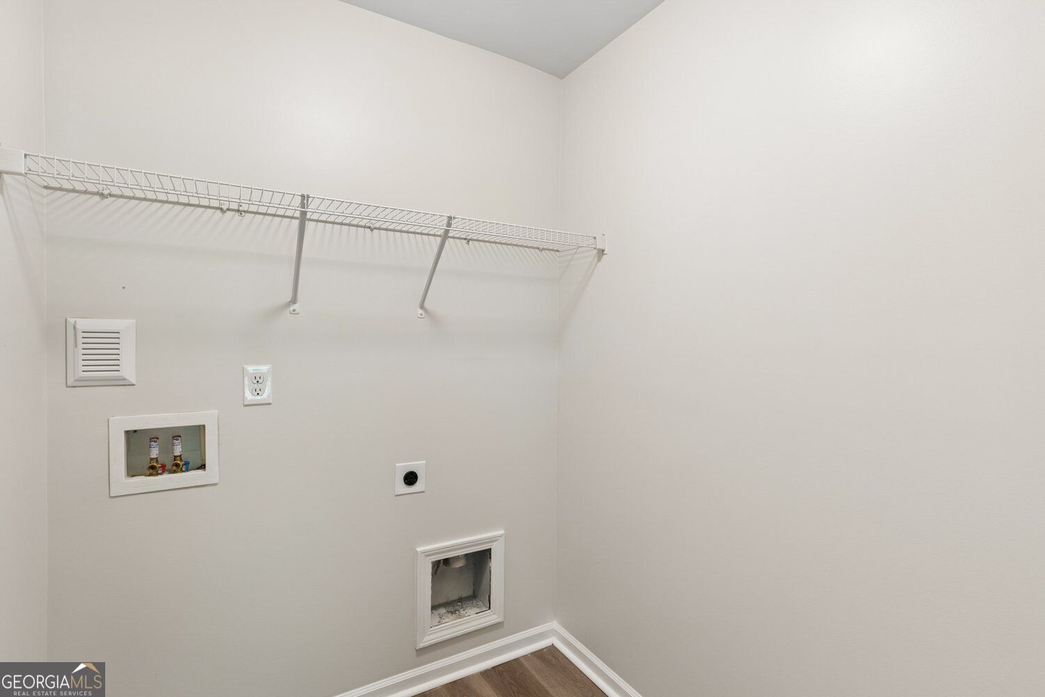 210 W Bridge Park Property Photo 13