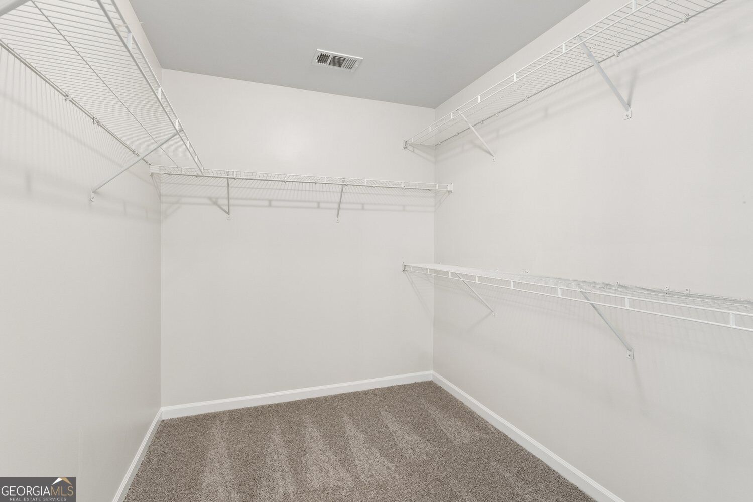 210 W Bridge Park Property Photo 18