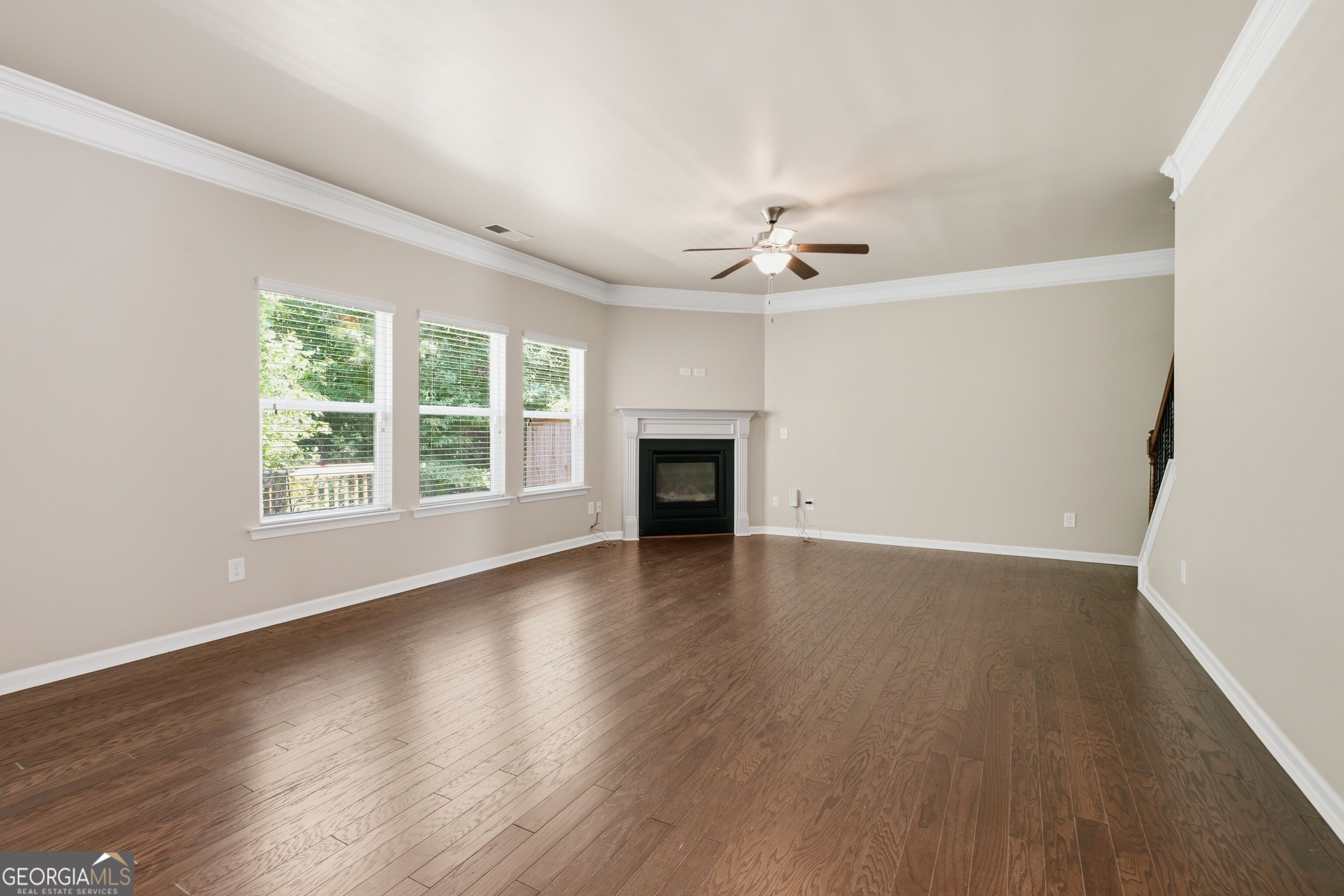 673 Boulder Run Property Photo 8