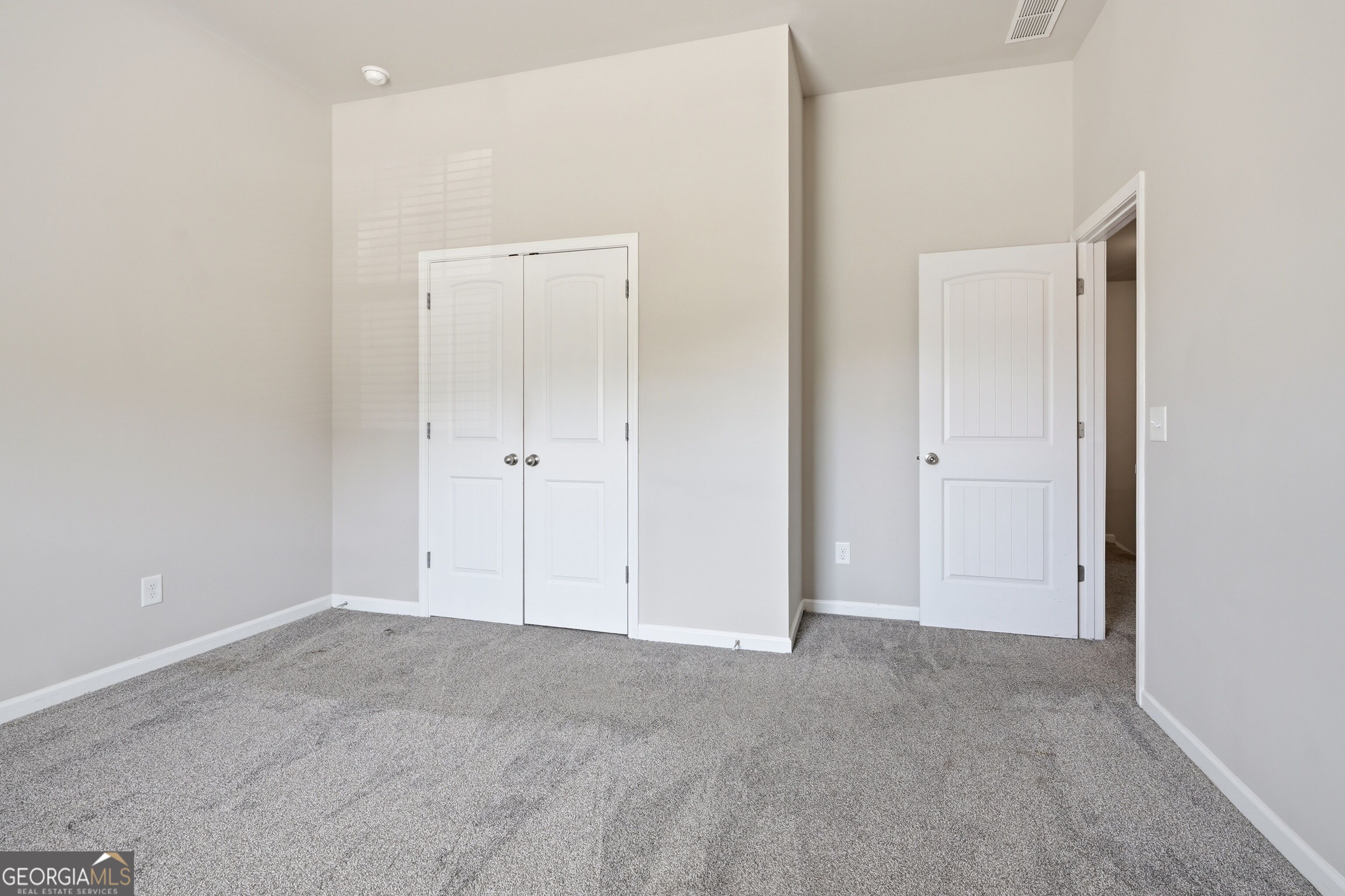 673 Boulder Run Property Photo 19