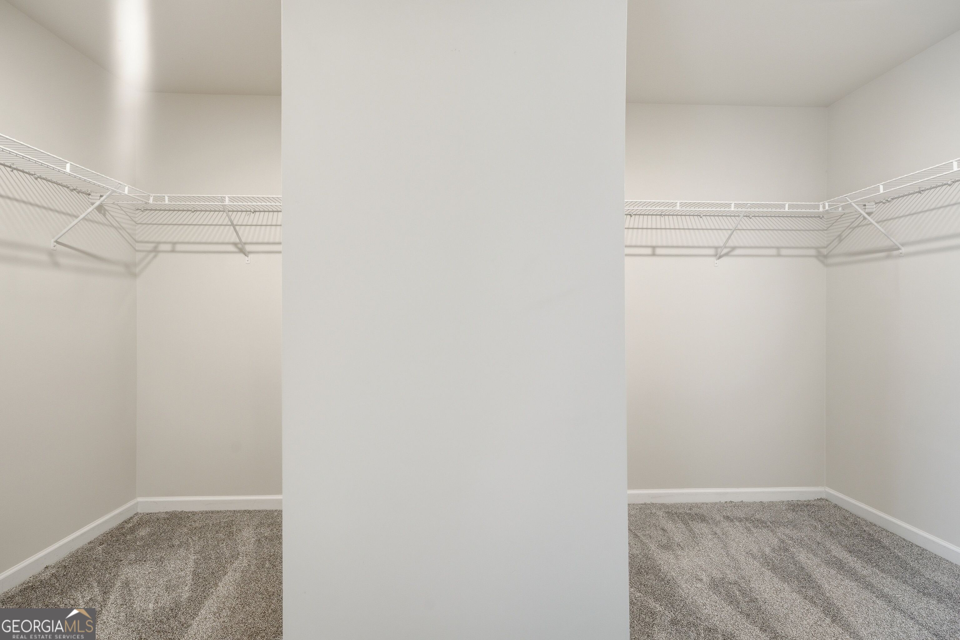 673 Boulder Run Property Photo 24