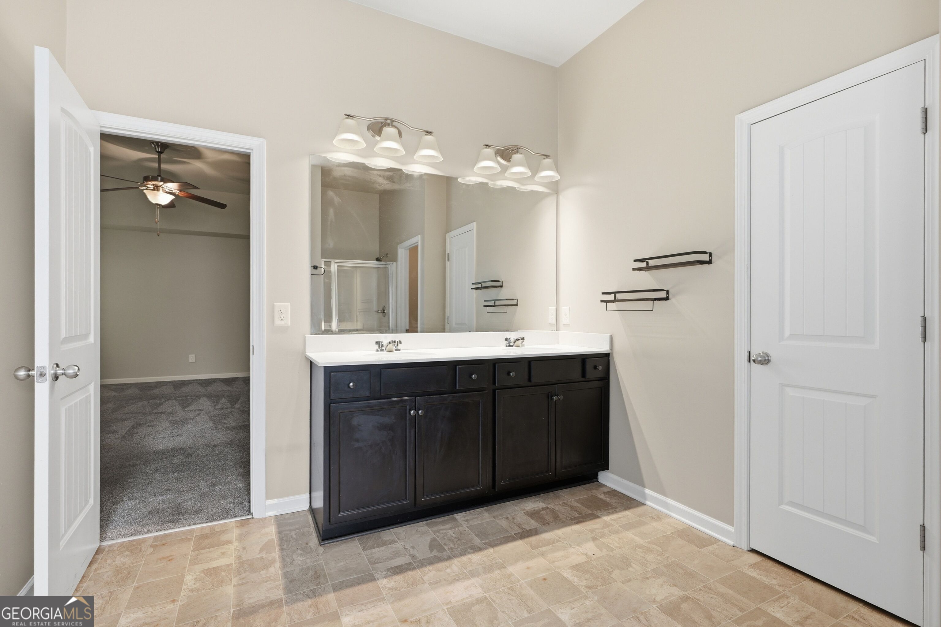673 Boulder Run Property Photo 29