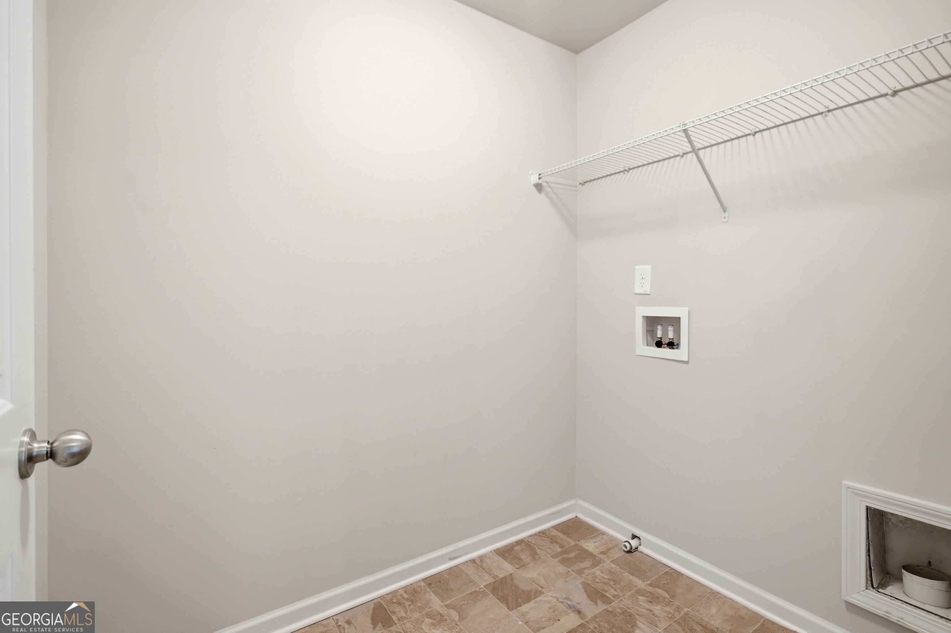 673 Boulder Run Property Photo 31