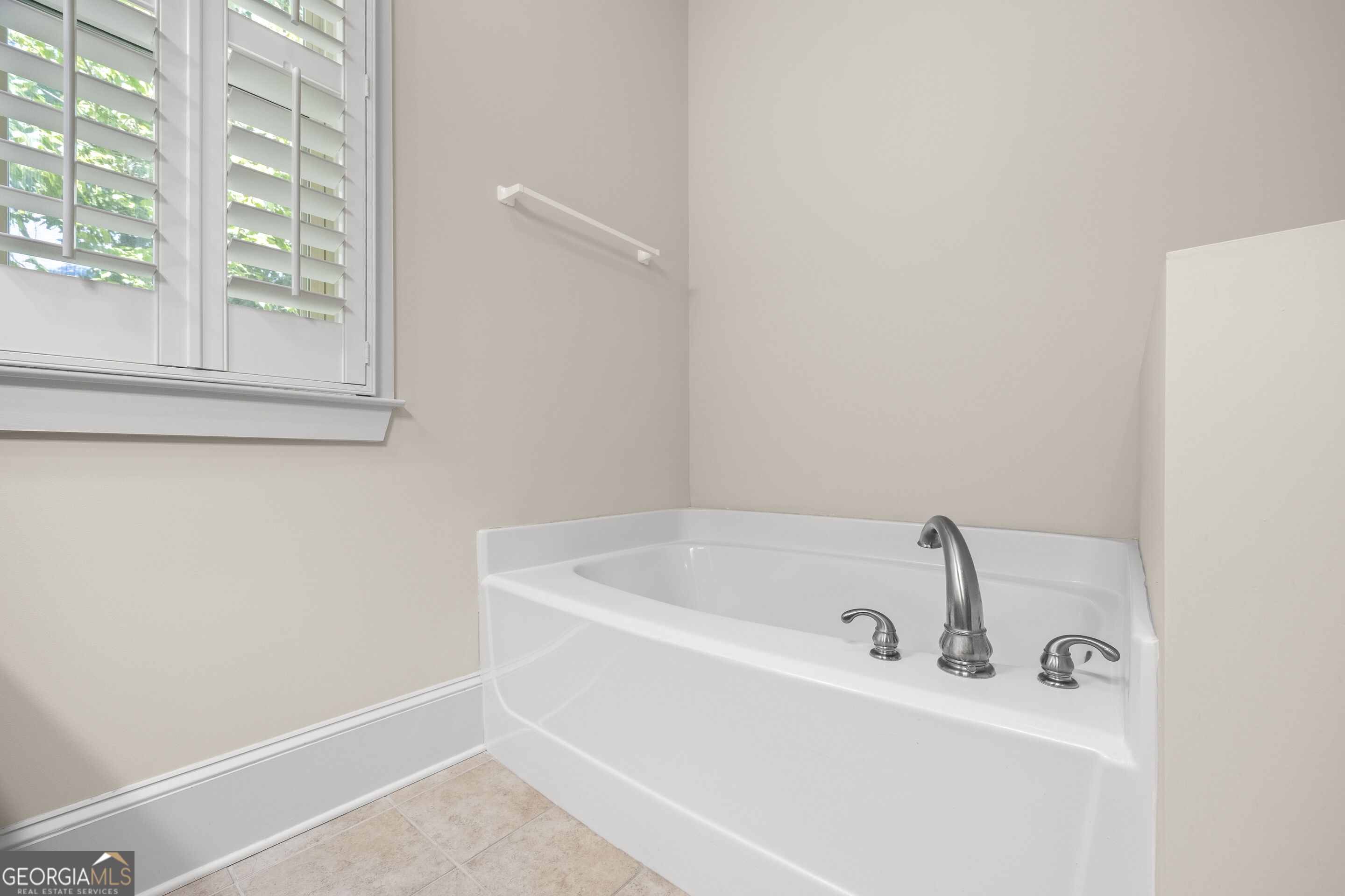 155 Boundary Street Property Photo 41