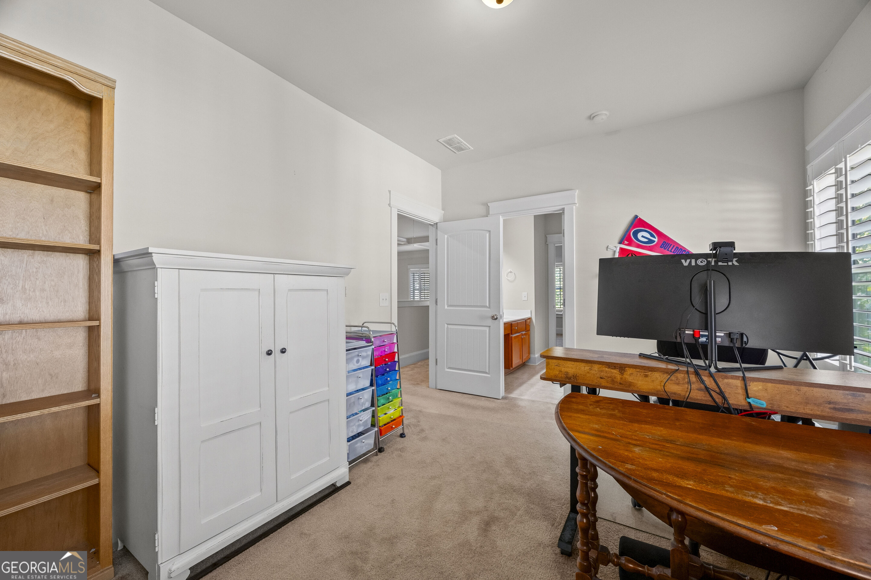 155 Boundary Street Property Photo 55