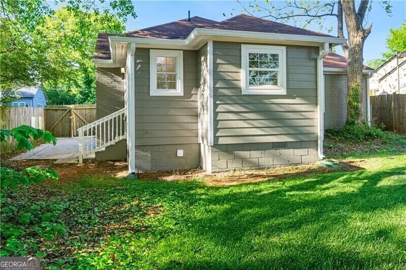 1258 Lyle Avenue Property Photo 22