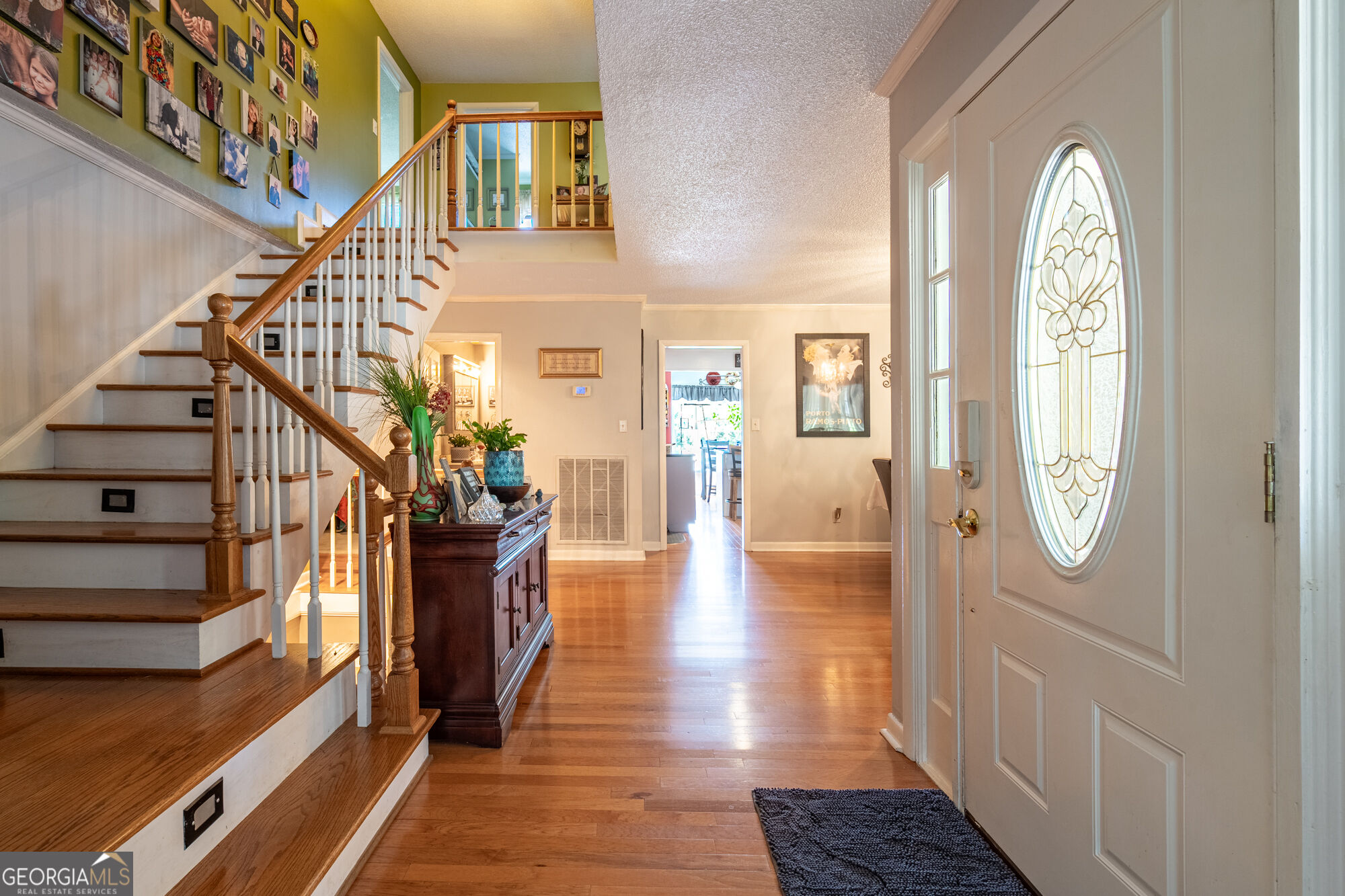 39 Garrard Road Se Property Photo 4