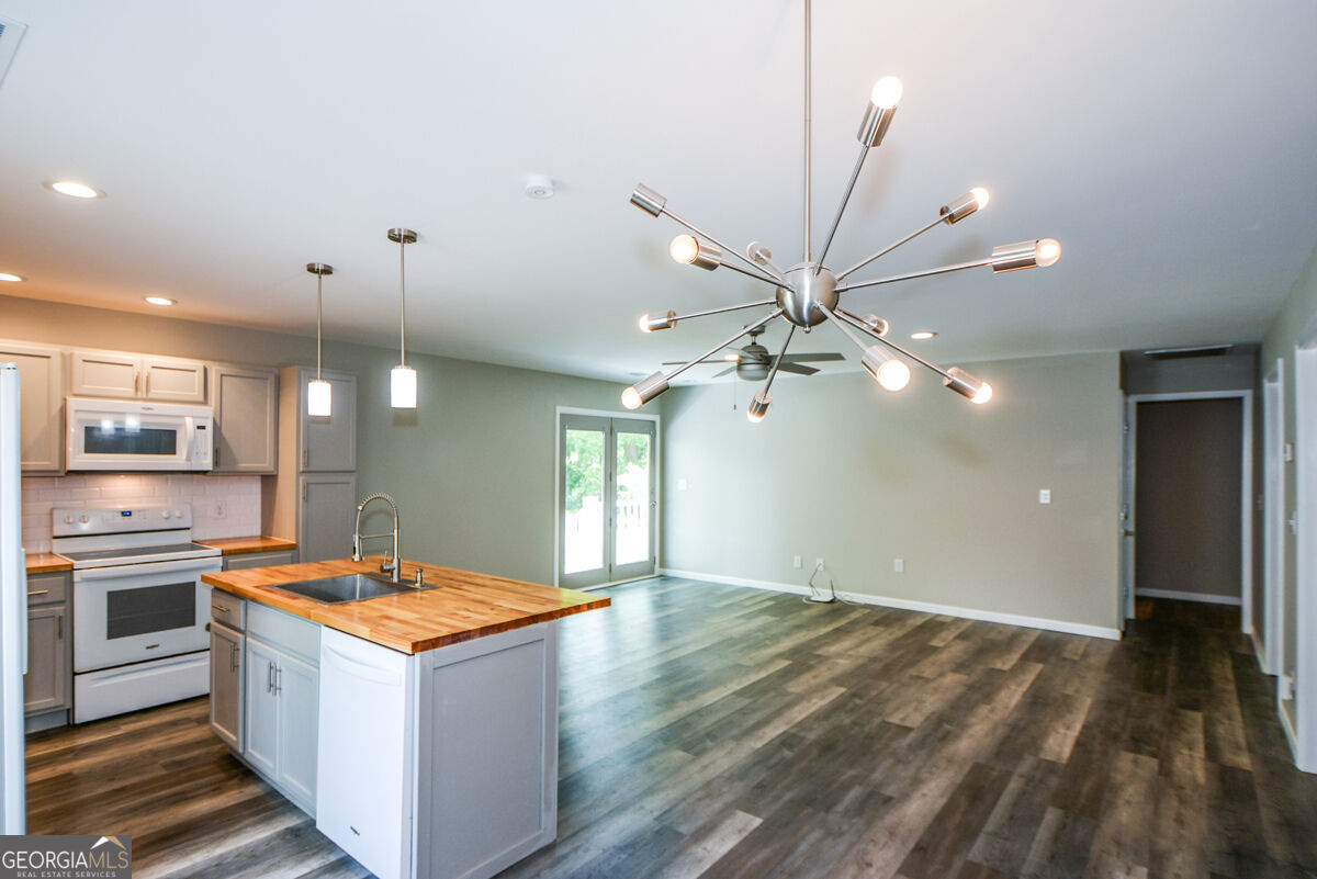 3426 Clarks Bridge Road Property Photo 20