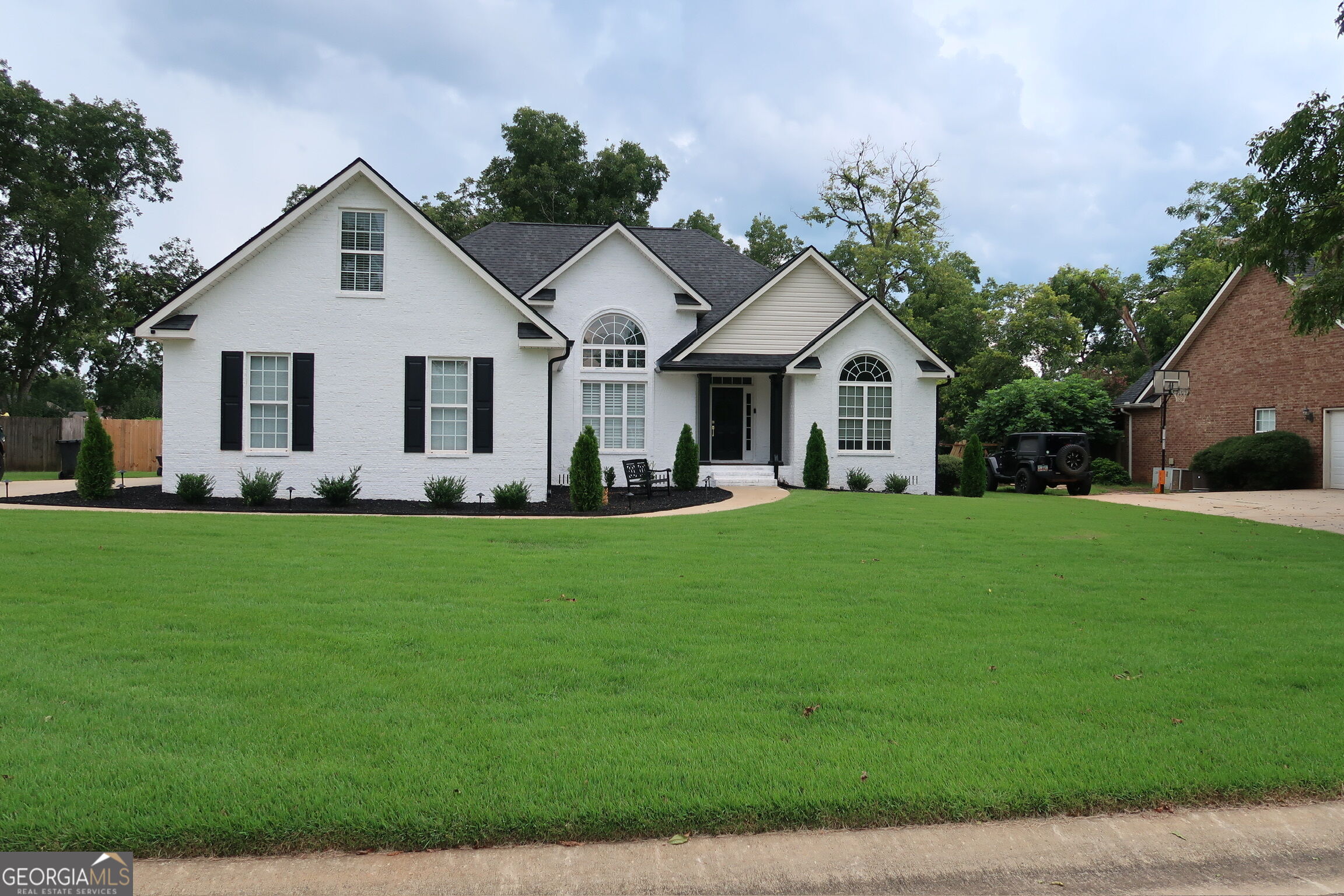 207 Brookewater Lane Property Photo 1