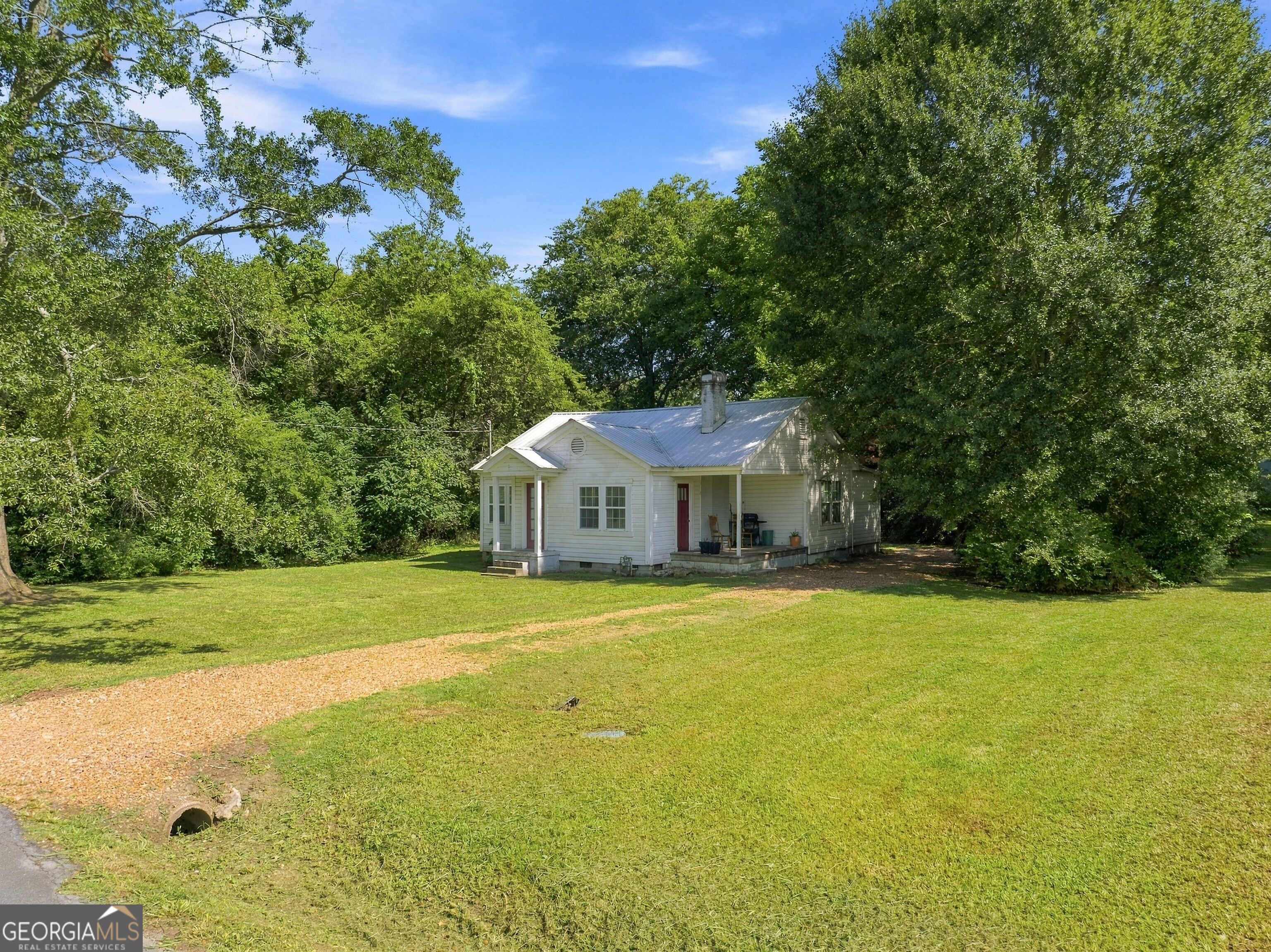 100 1st Street Property Photo 2