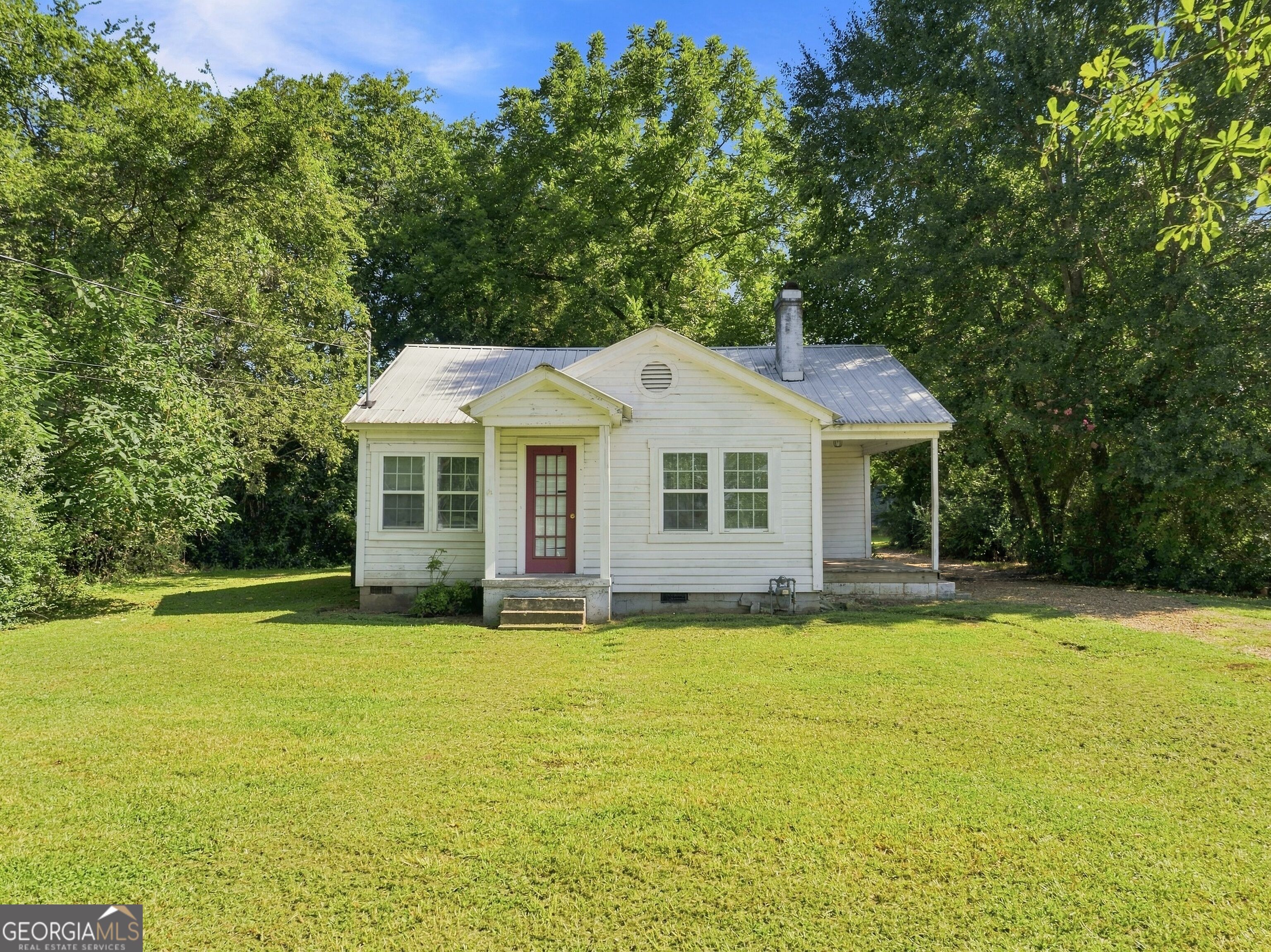 100 1st Street Property Photo 4