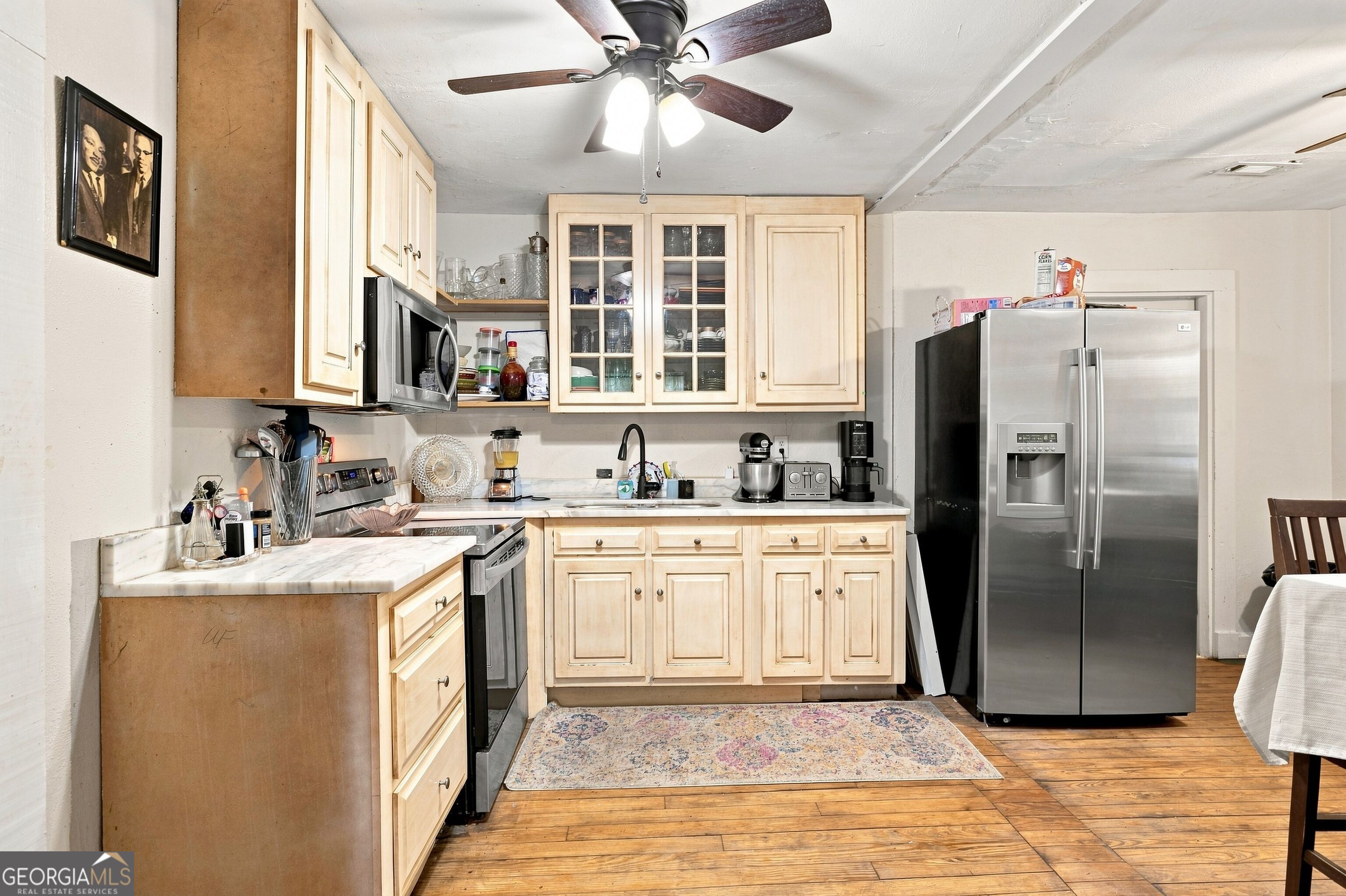 100 1st Street Property Photo 8