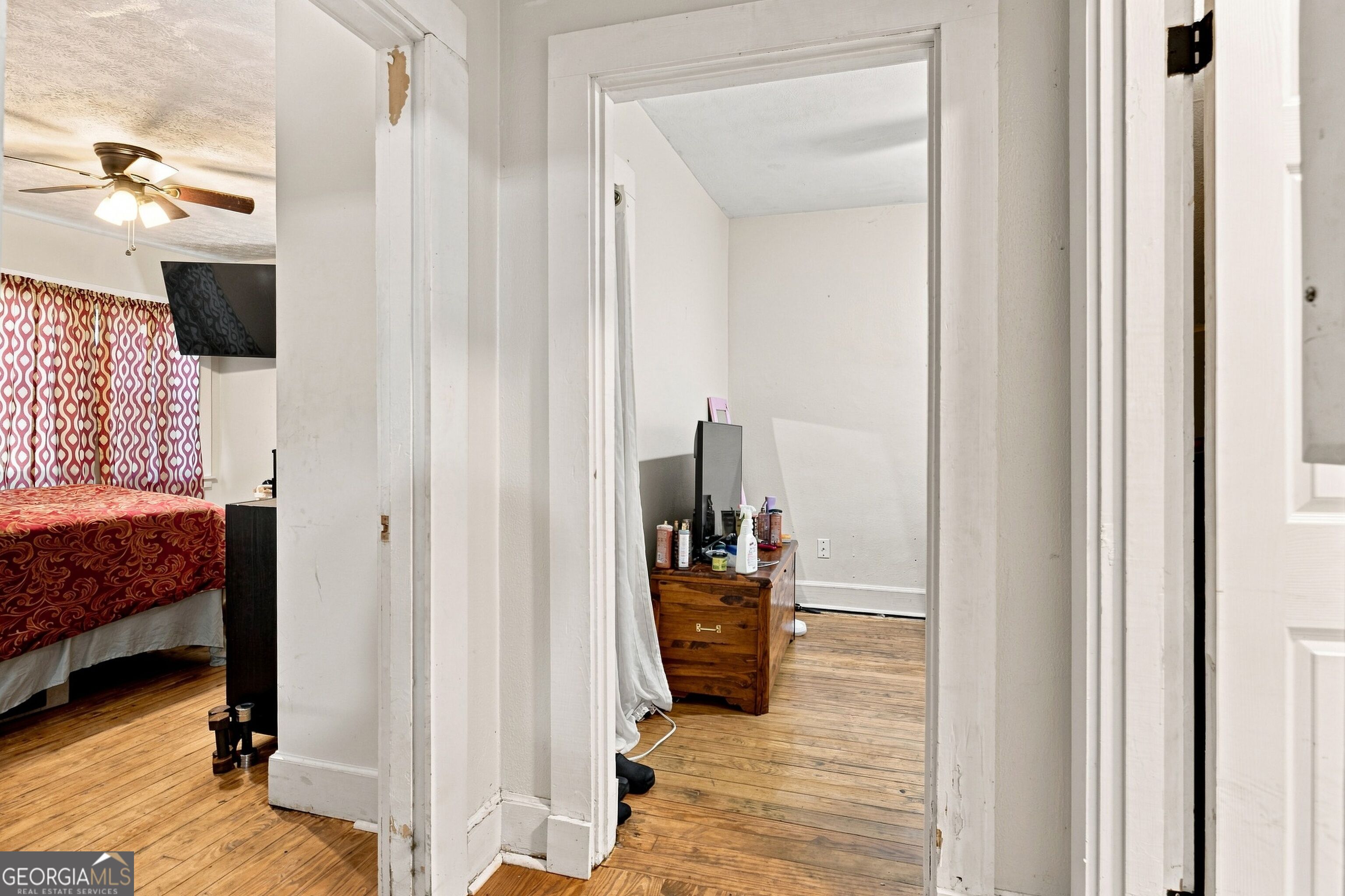 100 1st Street Property Photo 13