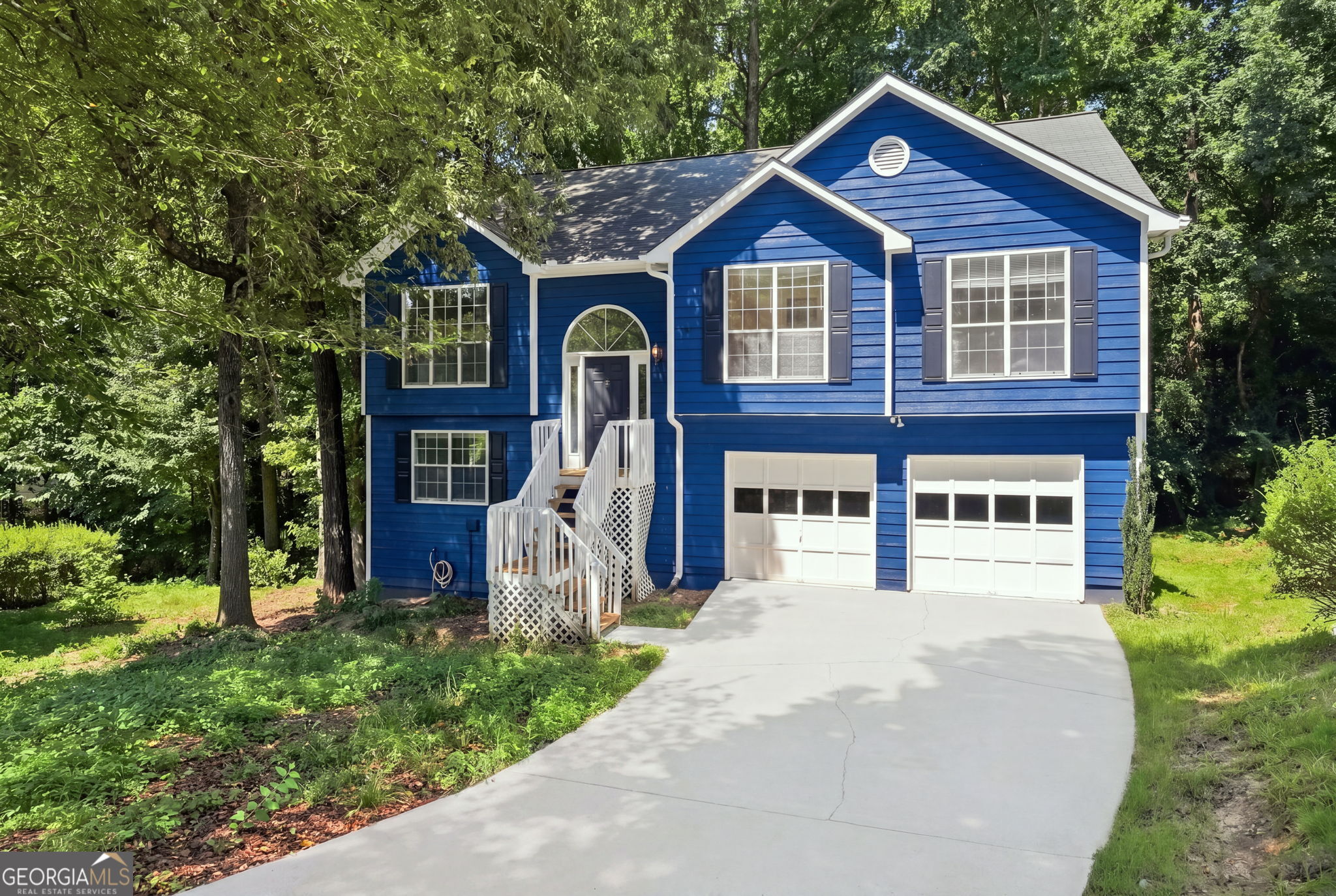 6715 Dogwood Point Lane Property Photo 1