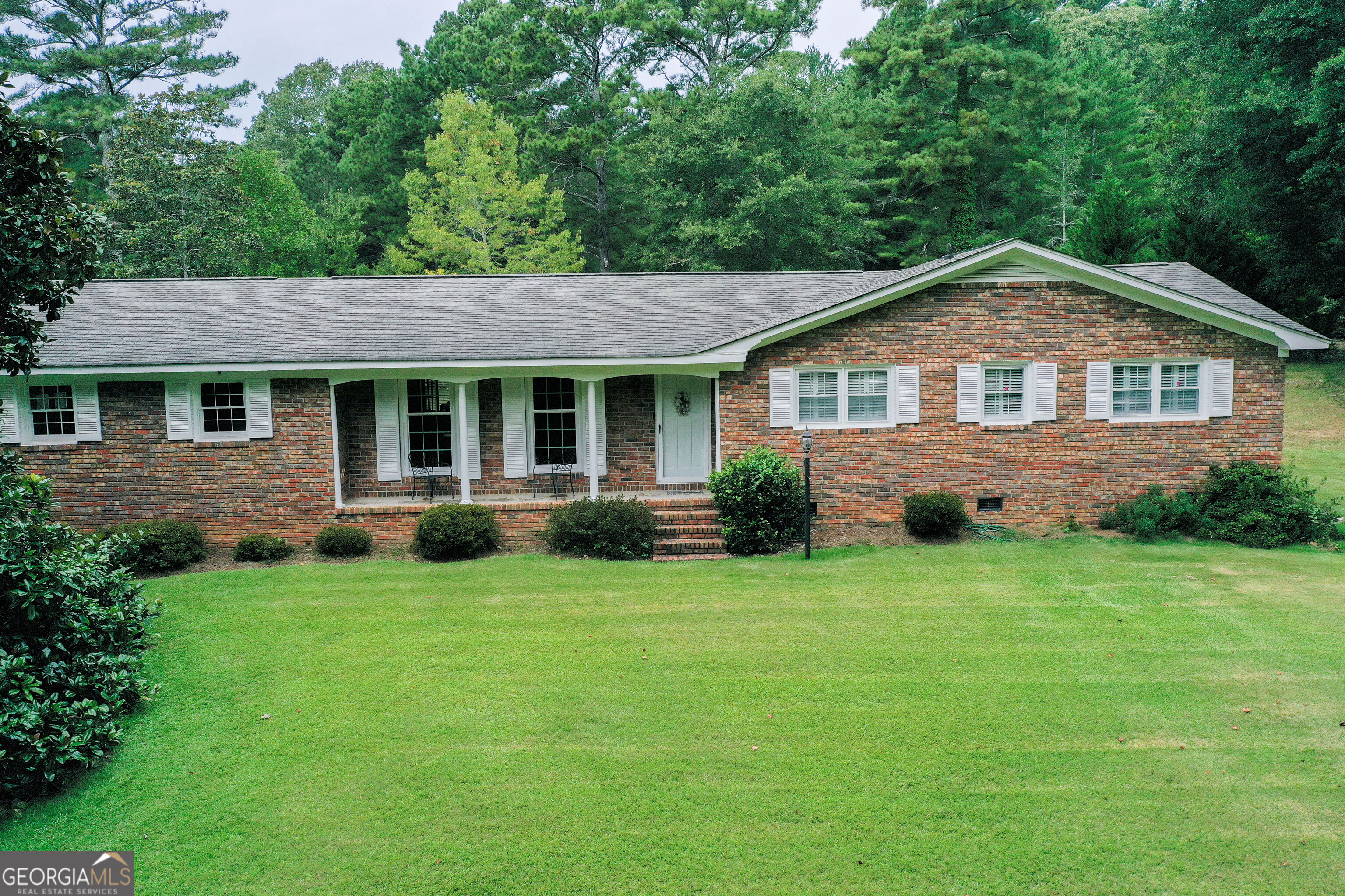 2815 Old Dalton Ne Road Property Photo 1