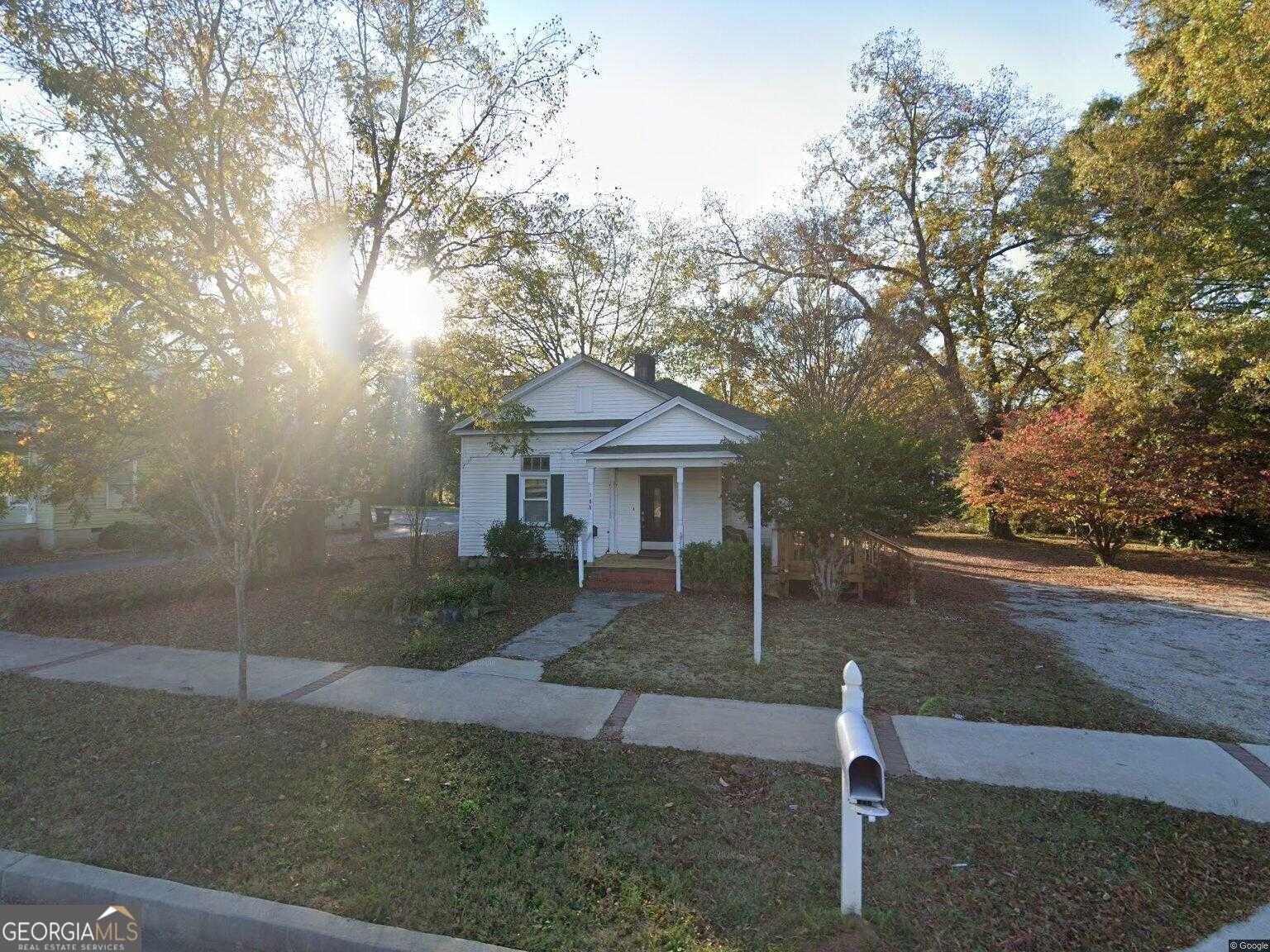 185 N Main Street Property Photo 1