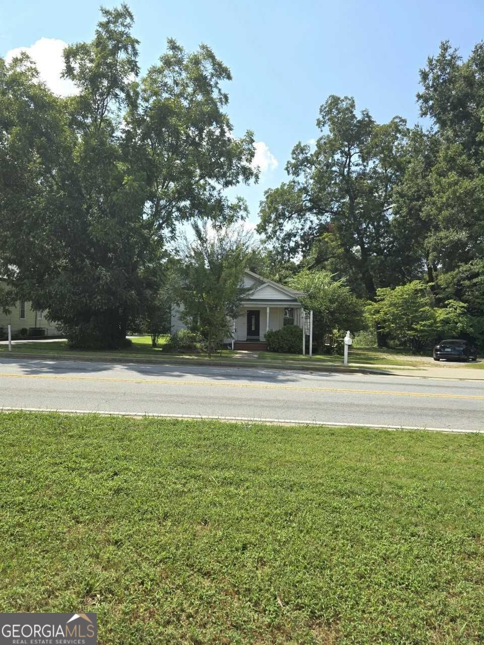 185 N Main Street Property Photo 1