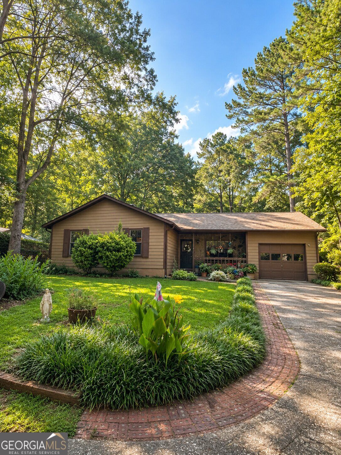 659 Morrow Road Property Photo 1