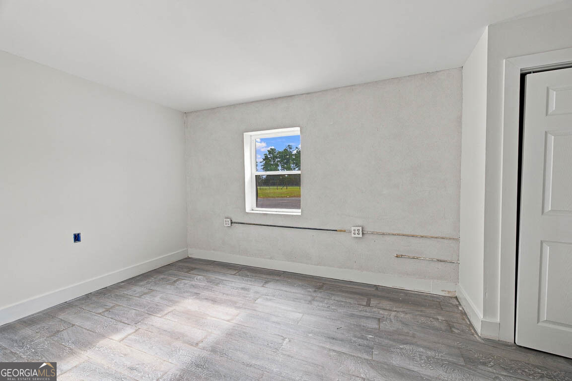 3811 Darien Highway Property Photo 7