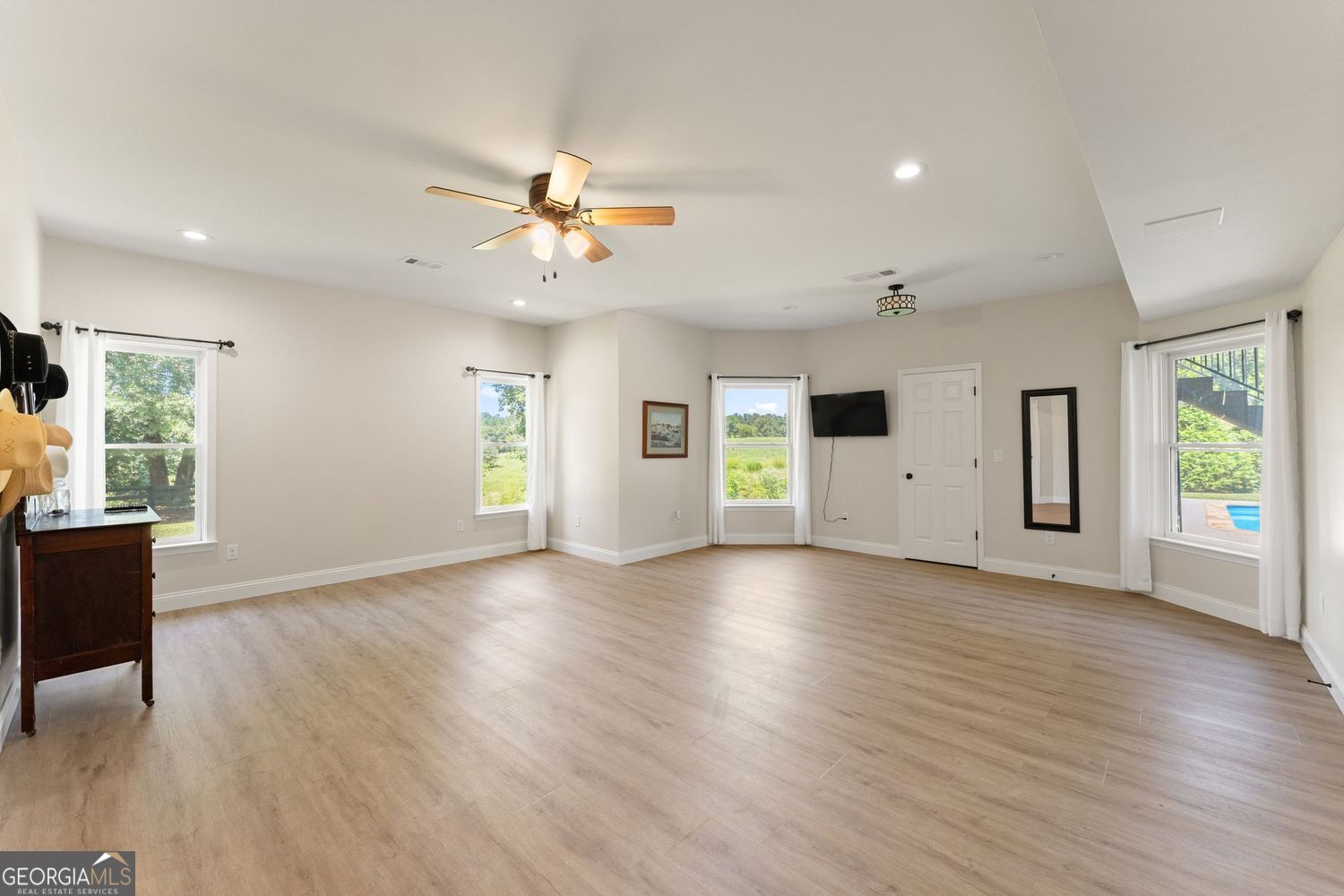 6077 Green Tree Lane Property Photo 43