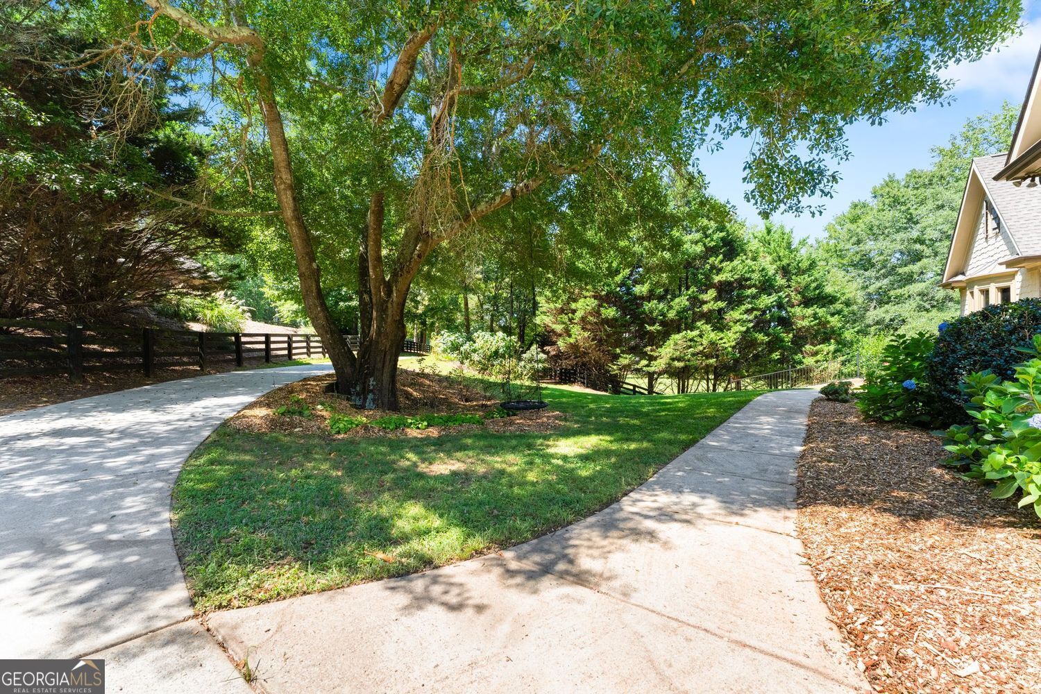 6077 Green Tree Lane Property Photo 58