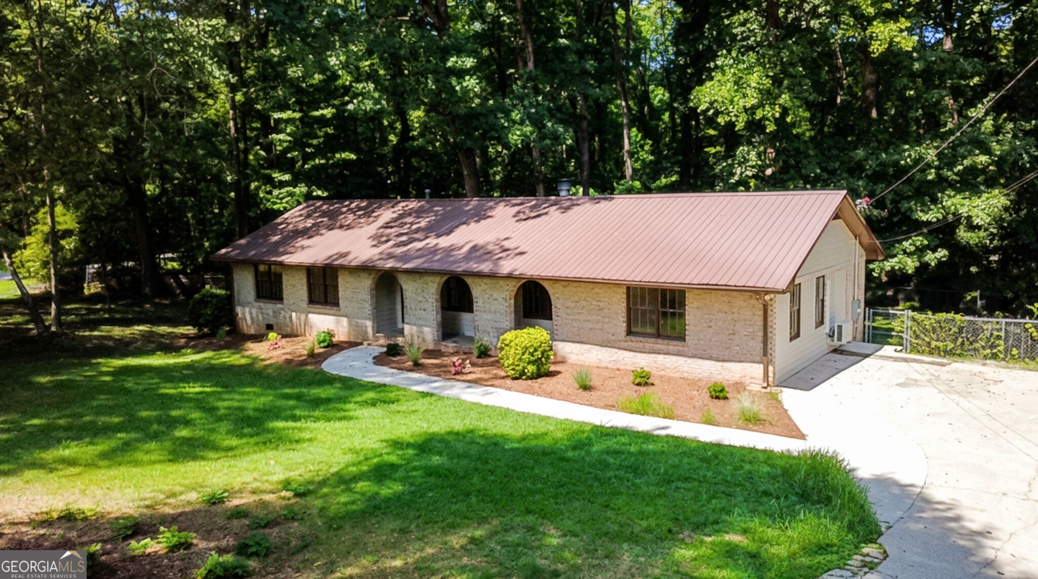 1191 Arrowhead Road Property Photo 1