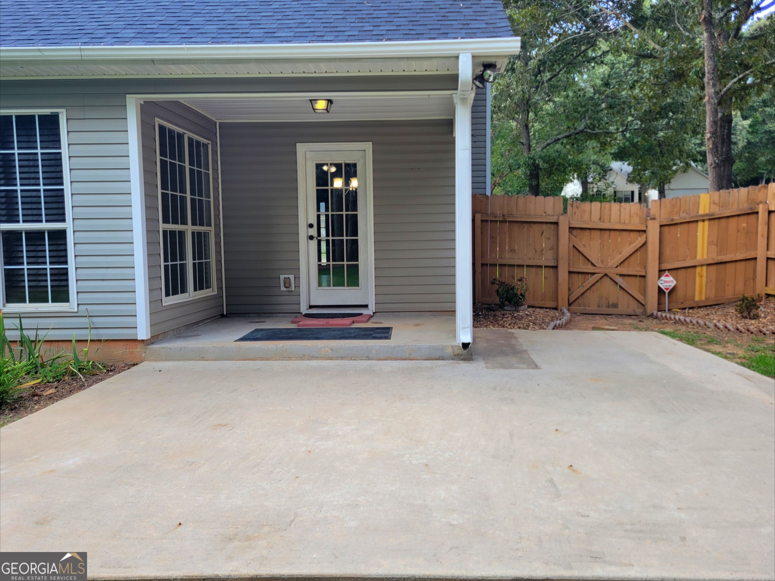 516 Oxford Ridge Property Photo 17