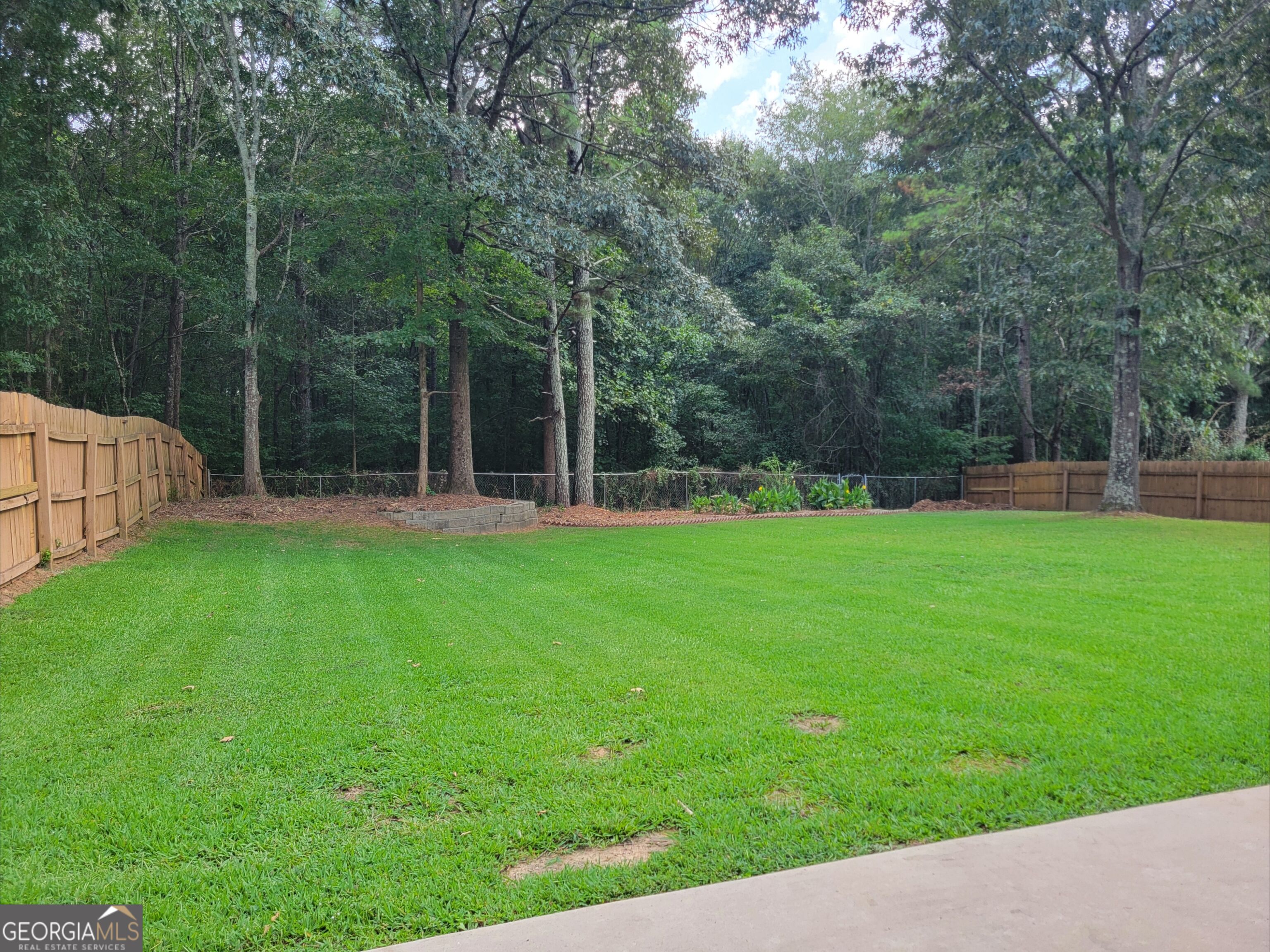516 Oxford Ridge Property Photo 19