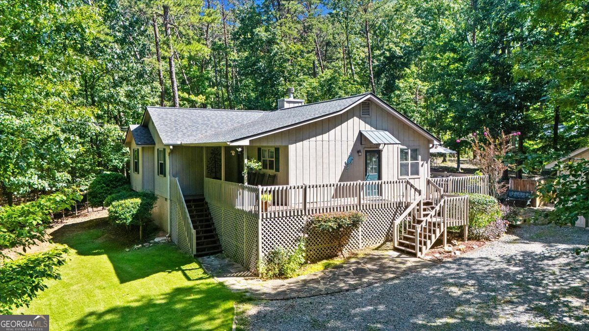 85 Winding Way Property Photo 1