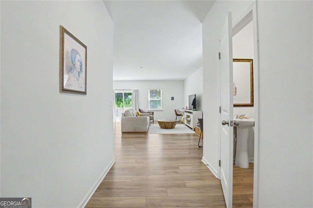 304 Rivulet Drive Property Photo 6